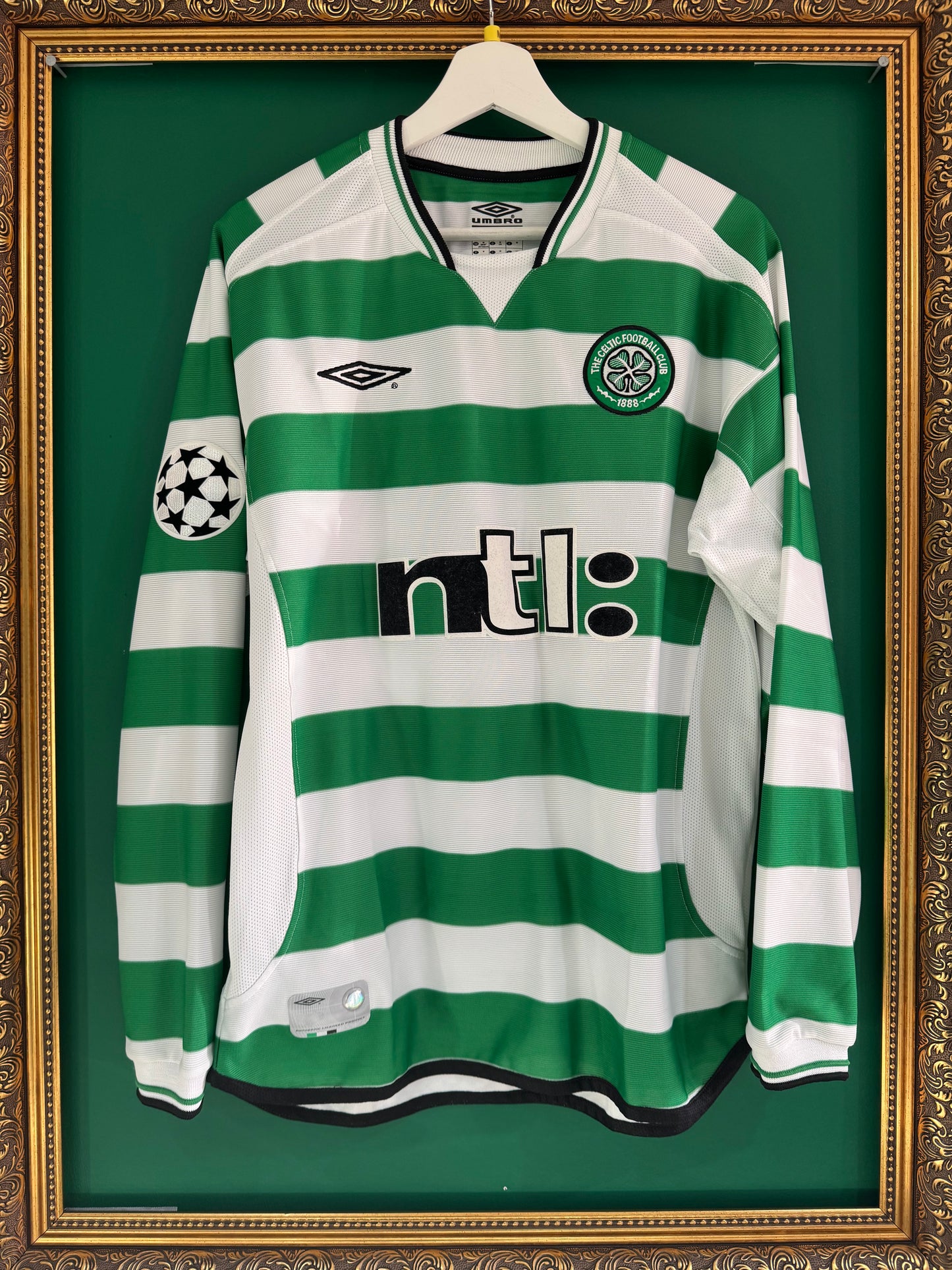 Celtic 2001/03 home shirt medium Petrov 19