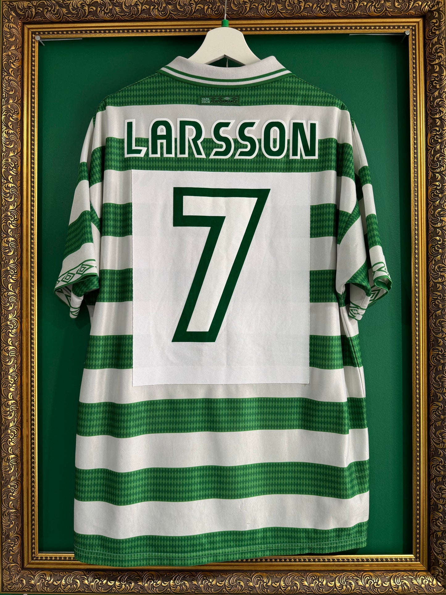 Celtic 1997/99 home xlarge Larsson 7