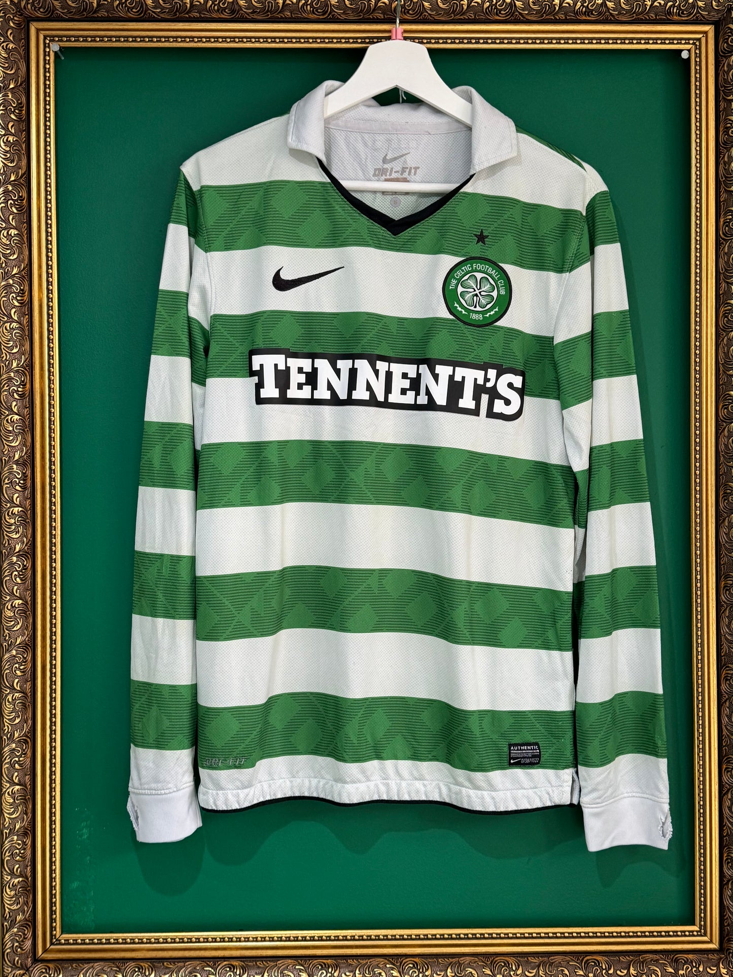 Celtic 2011/12 home shirt small ls