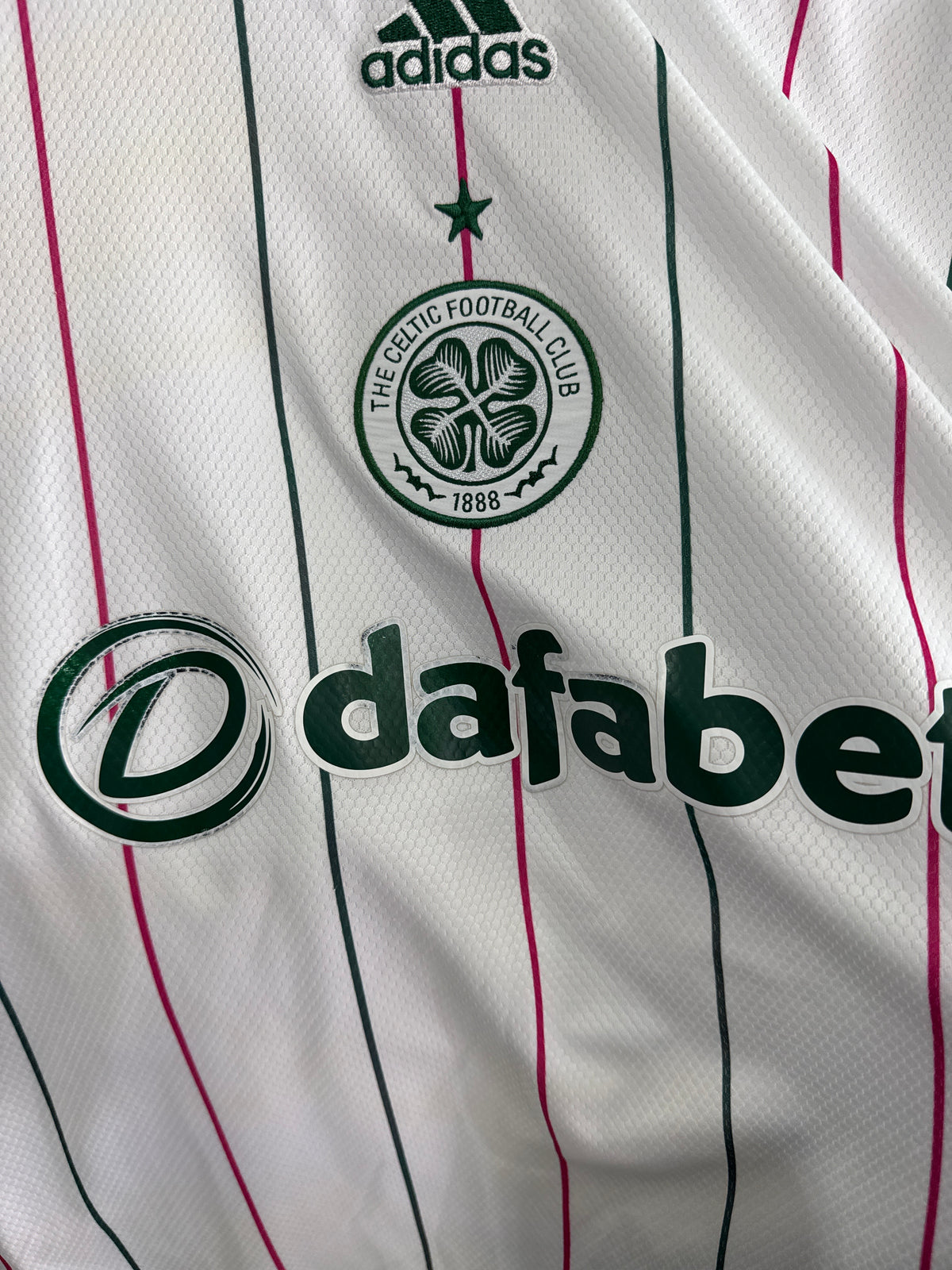 Celtic 2021/22 third large