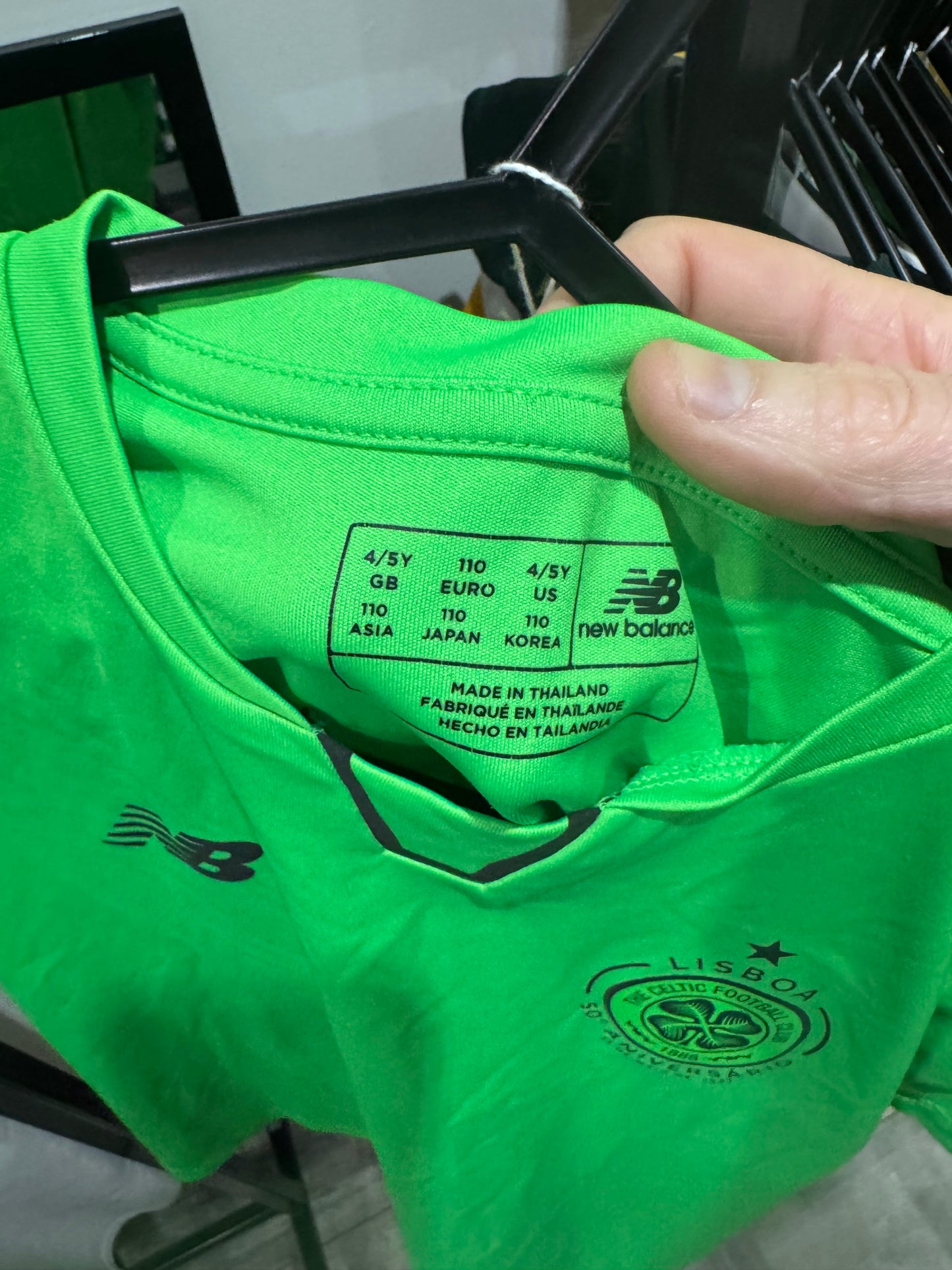 Celtic 2017/18 third shirt 4-5 years