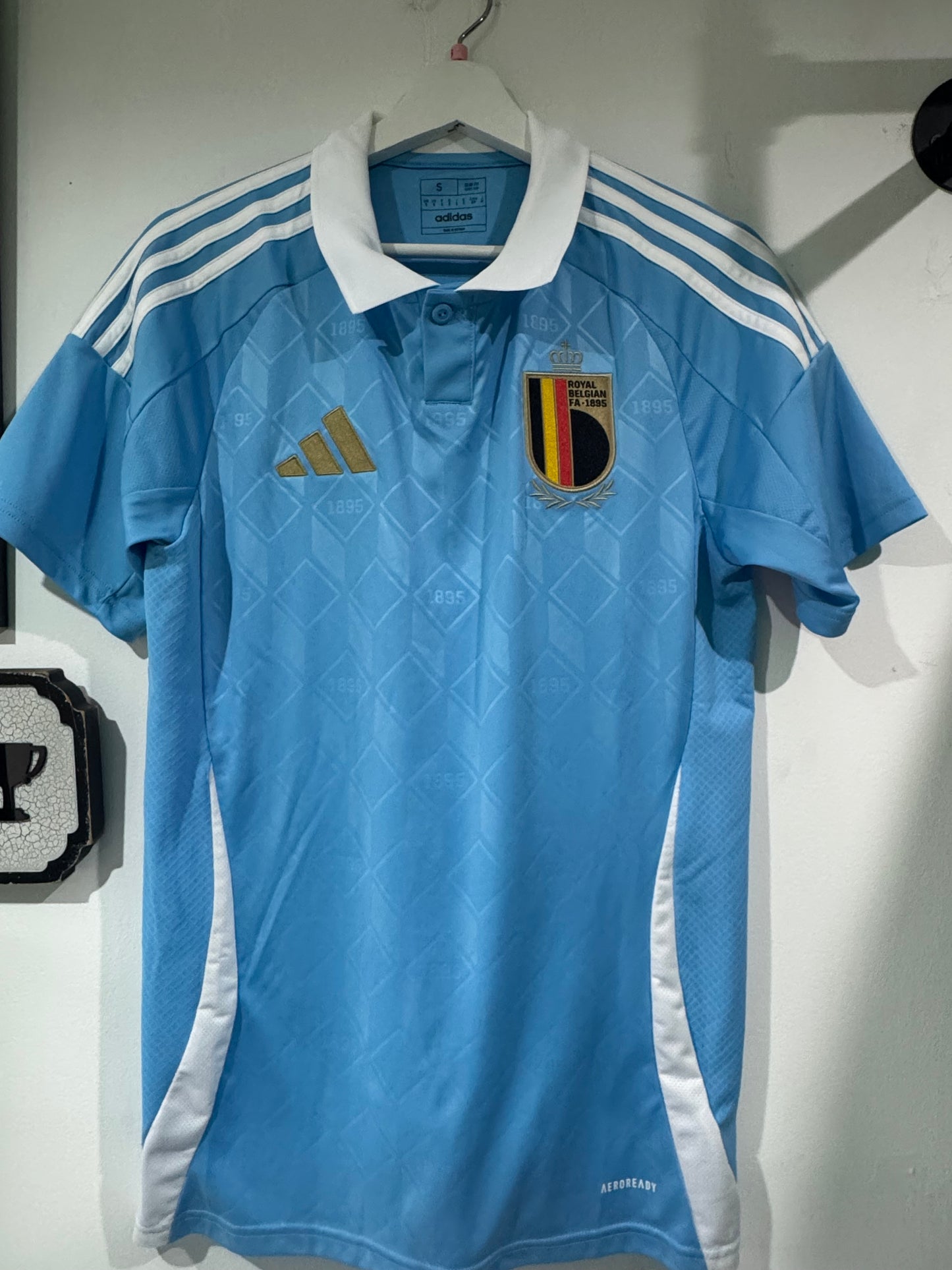 Belgium 2024 away shirt small