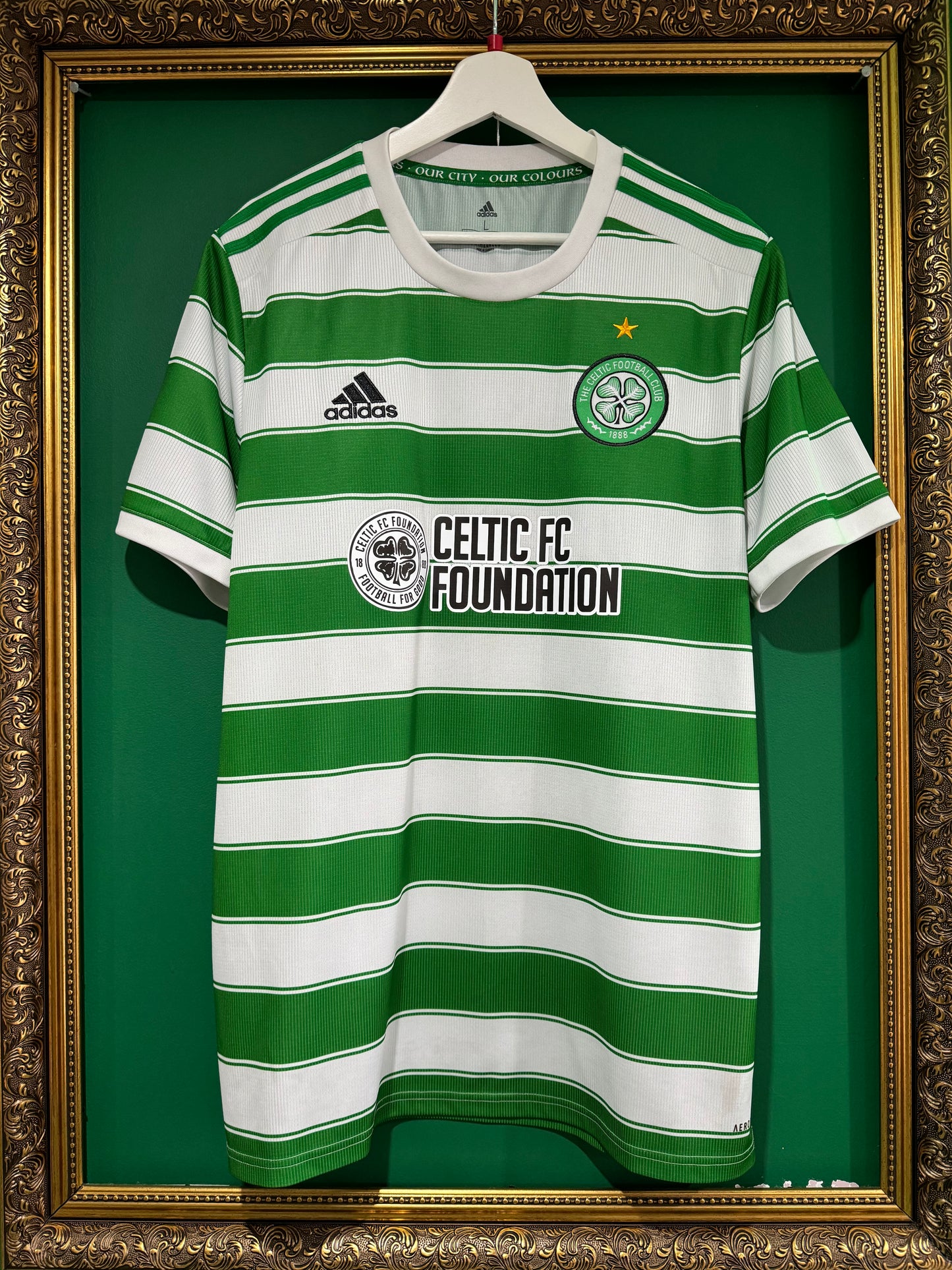 Celtic 2021/22 home large foundation