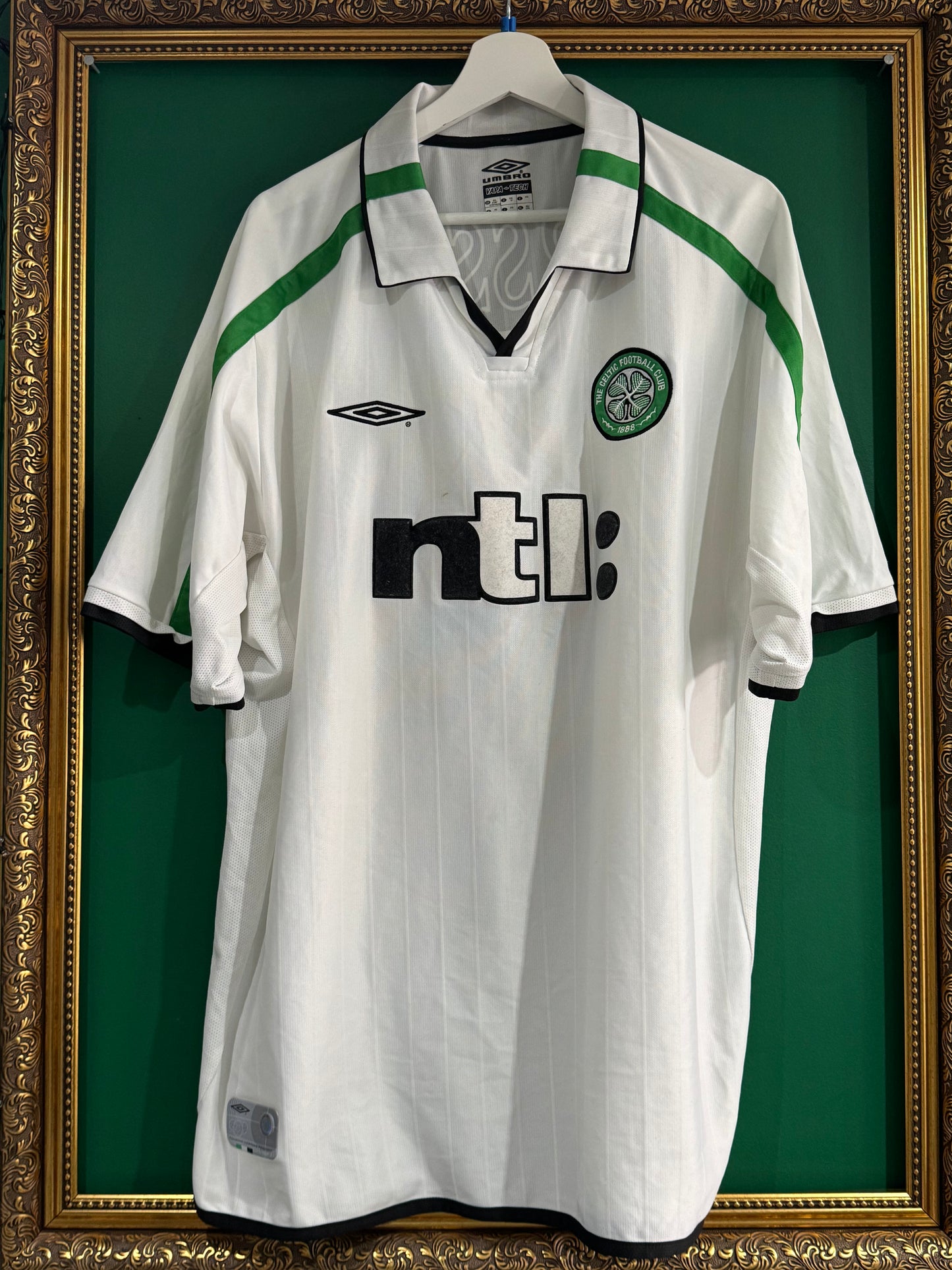 Celtic 2001/02 away shirt xxlarge Larsson 7