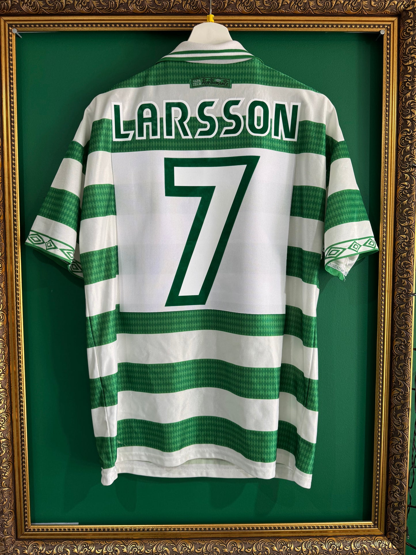 Celtic 1997/99 home medium Larsson 7