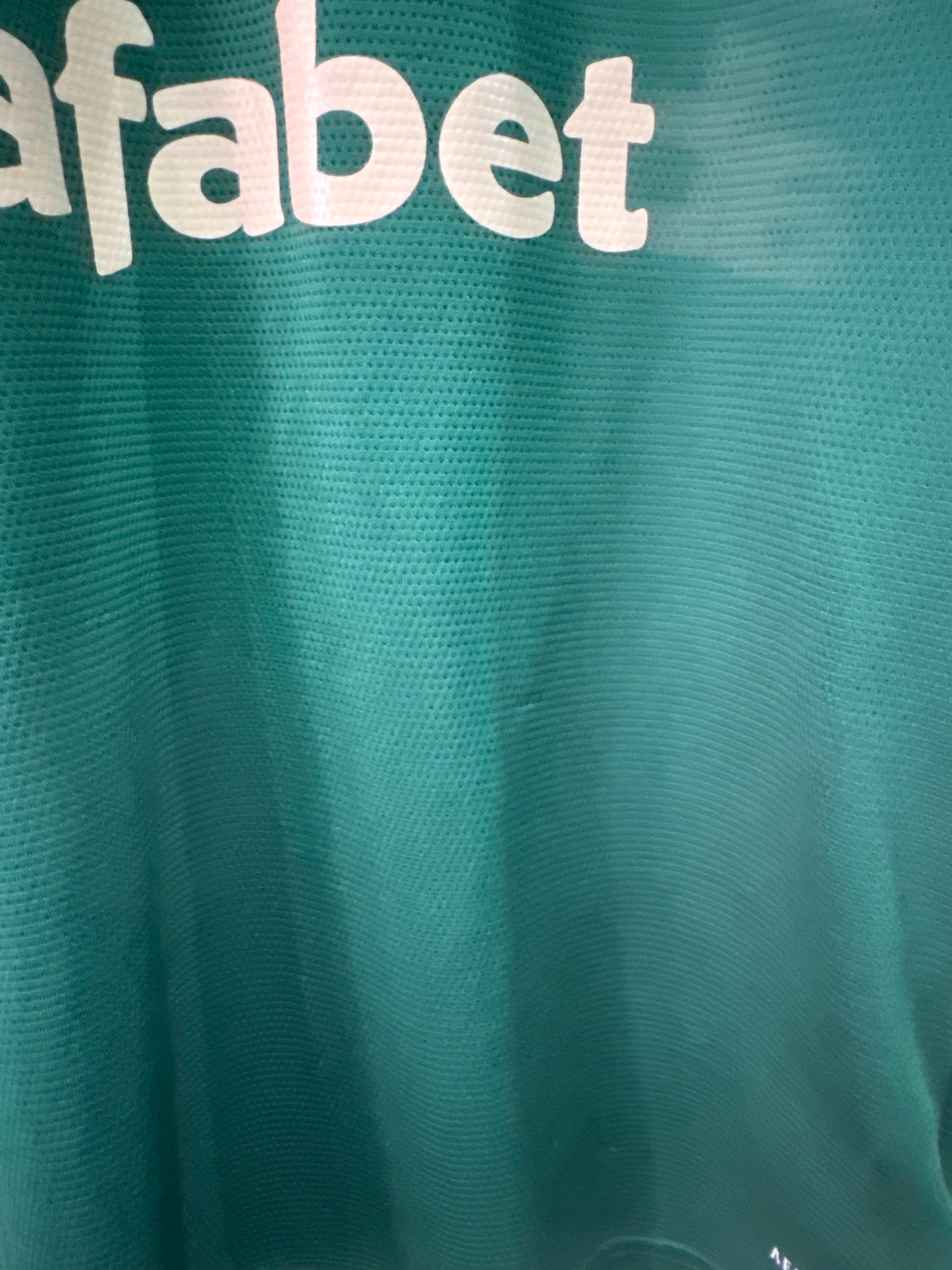 Celtic 2021/22 away shirt small Rogic 18