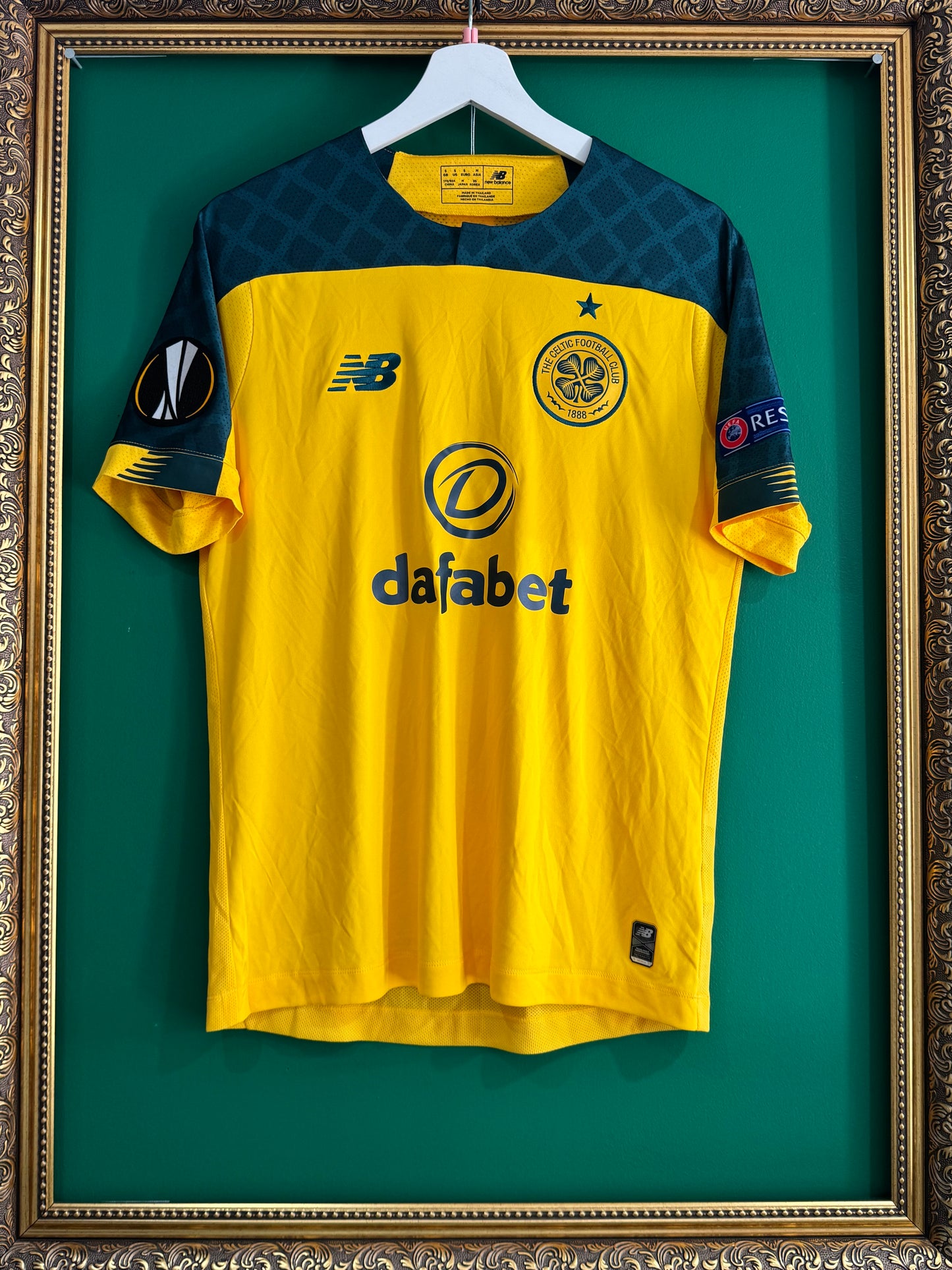 Celtic 2019/20 away shirt match prepared small Bayo 10