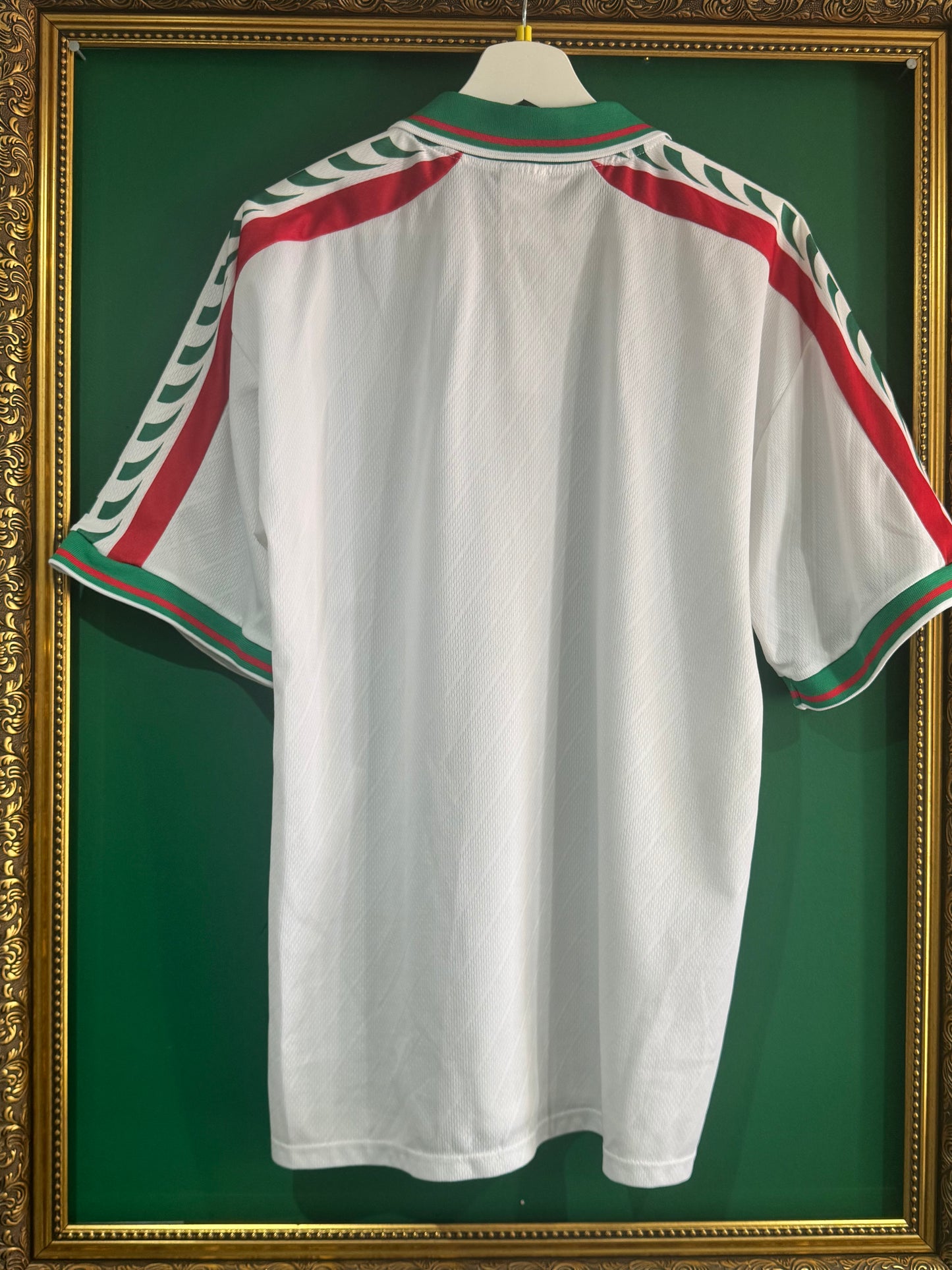 Bulgaria 1996 home shirt medium