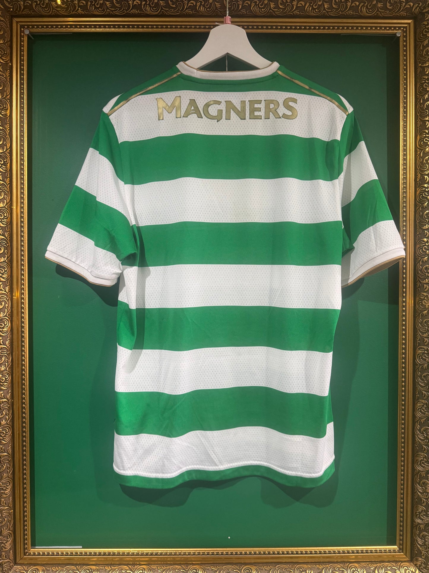Celtic 2017/18 home shirt small