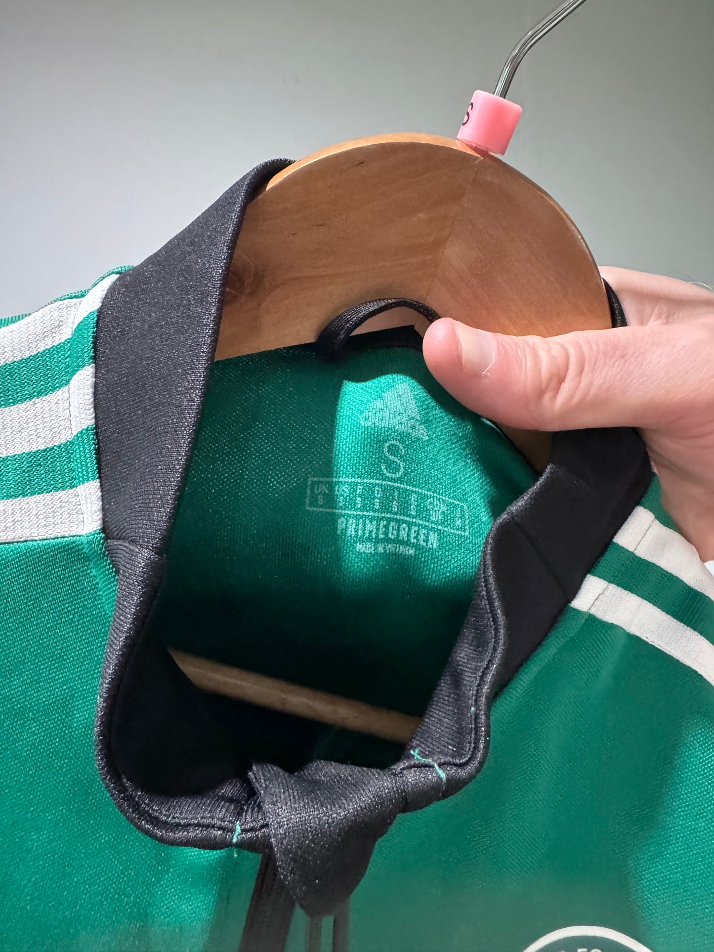 Celtic adidas track top zipper small