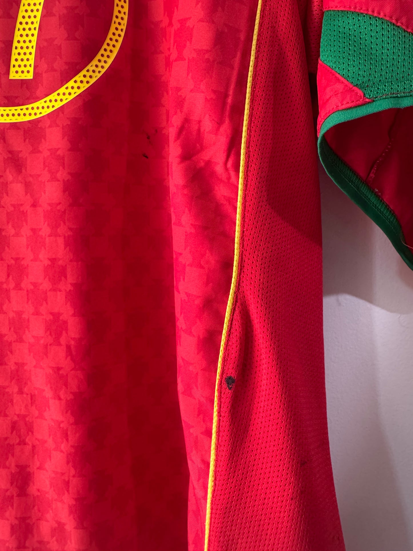 Portugal 2004 home xlarge Ronaldo 17