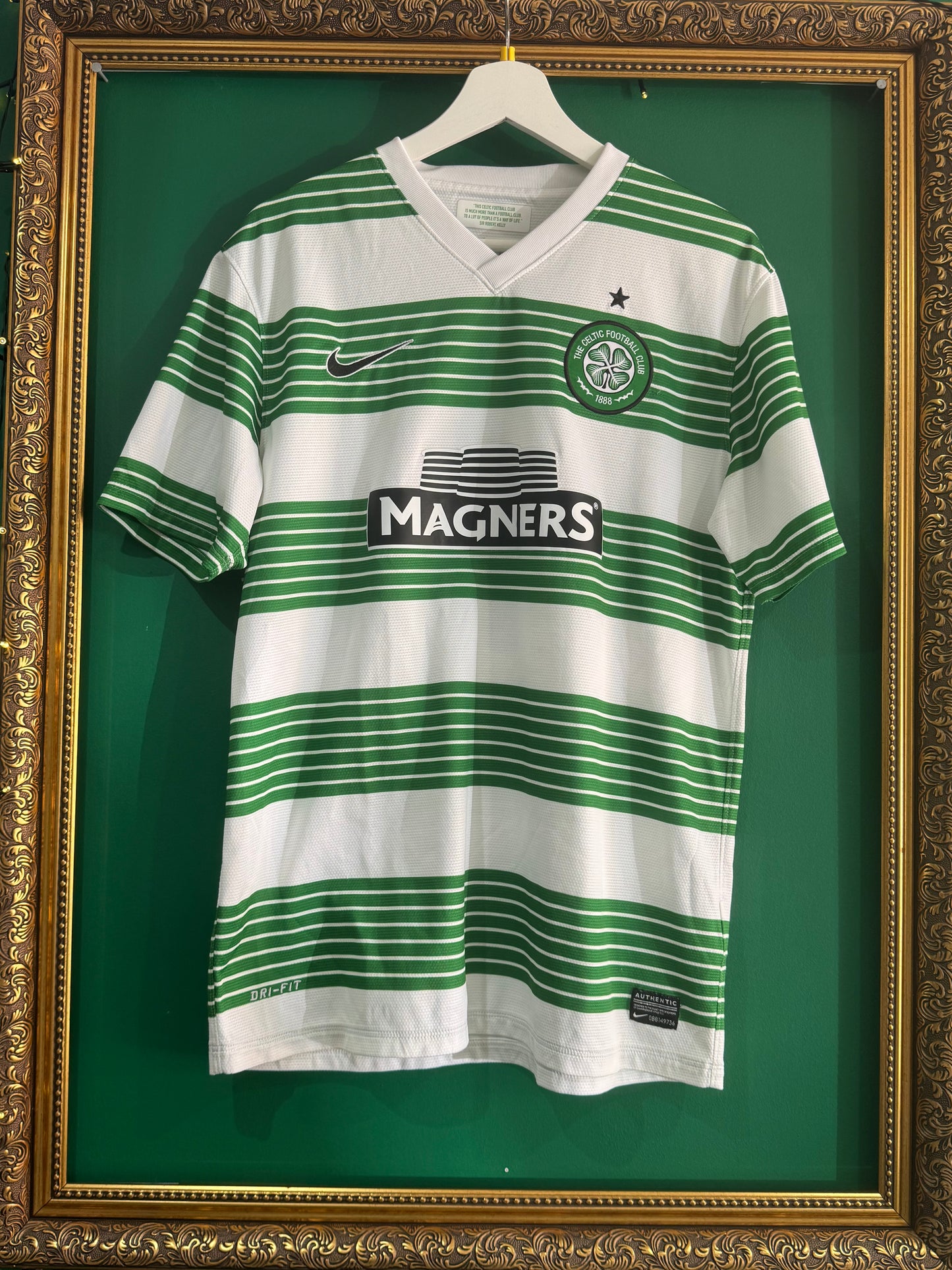 Celtic 2013/15 home shirt medium Virgil 5