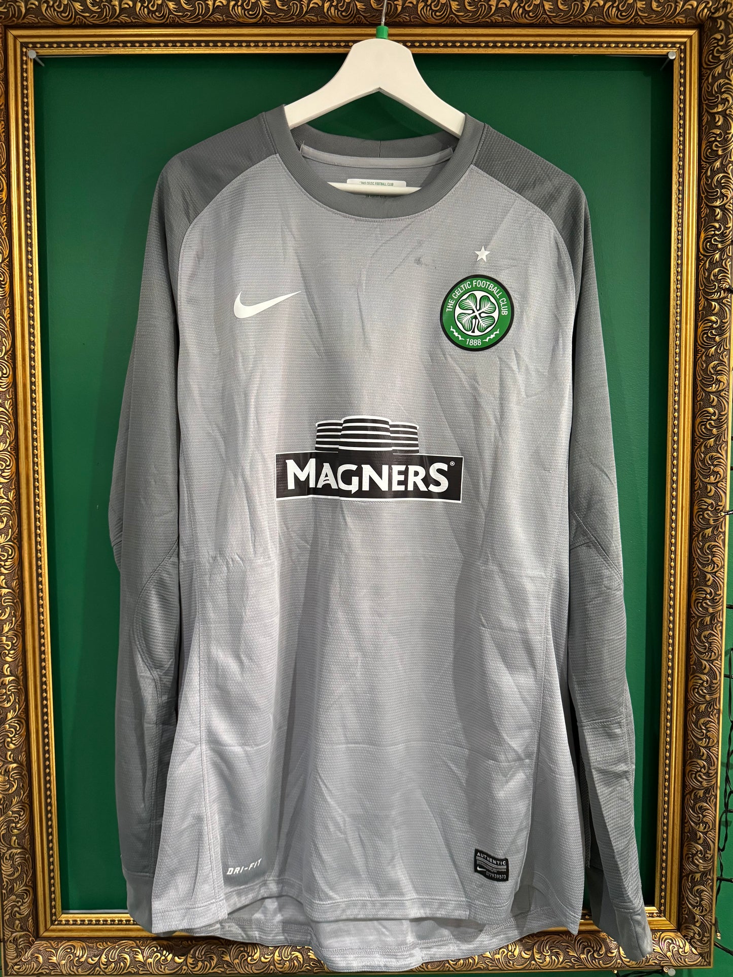 Celtic 2013/14 goalkeeper shirt xlarge Zaluska 24 player issue