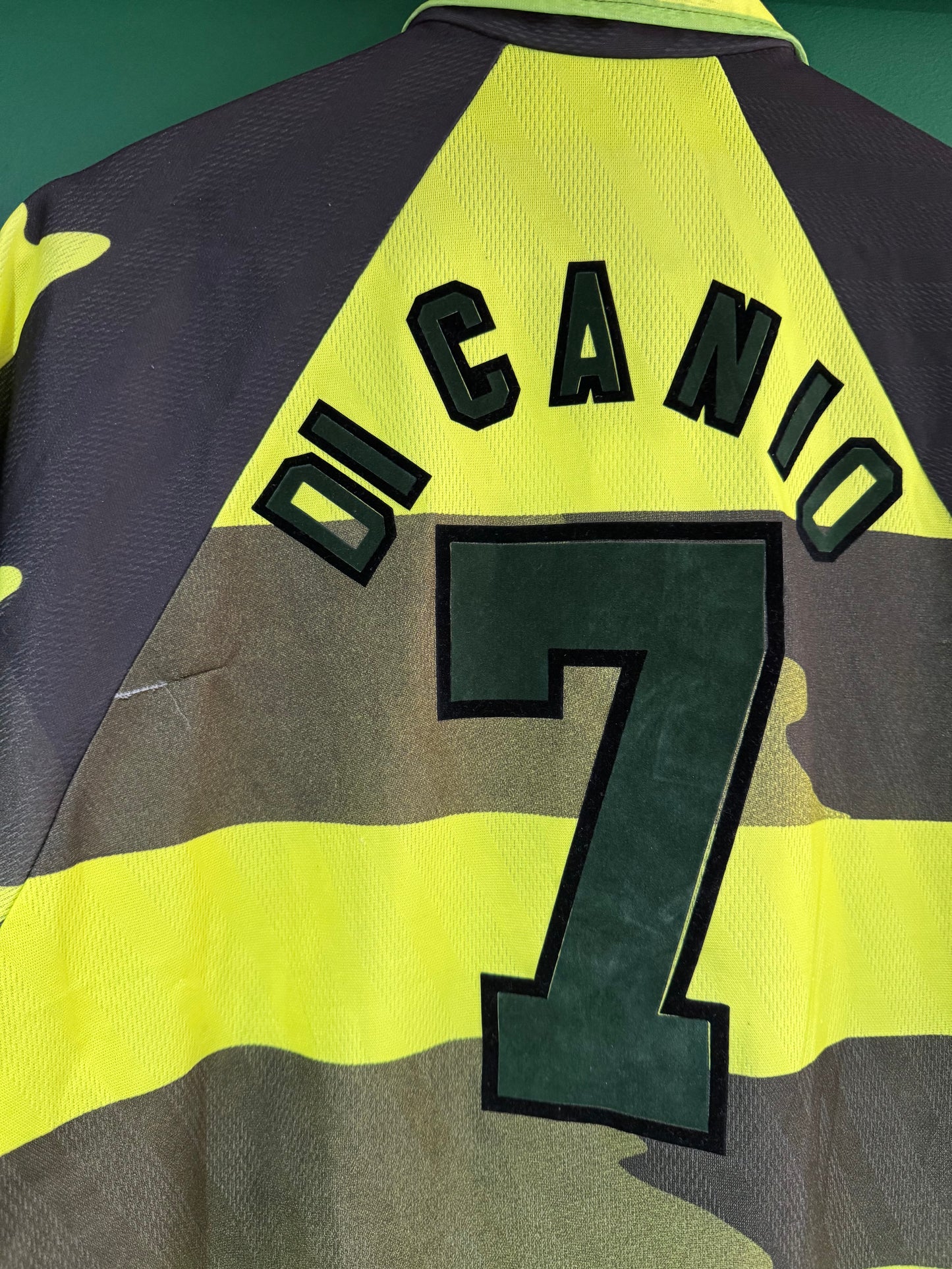 Celtic 1996/97 away shirt large Di Canio 7