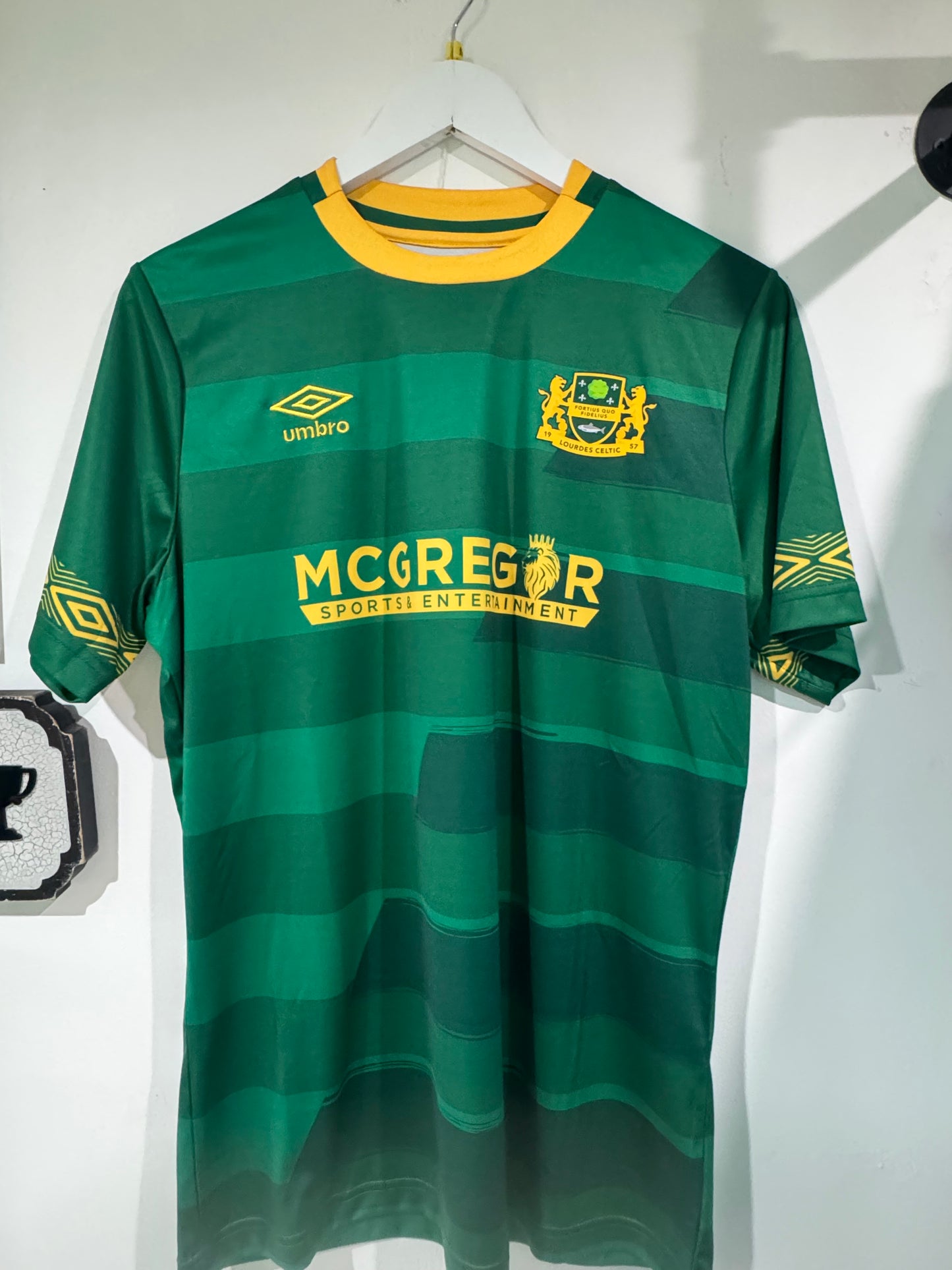 Lourdes Celtic 2025 home shirt medium BNWT