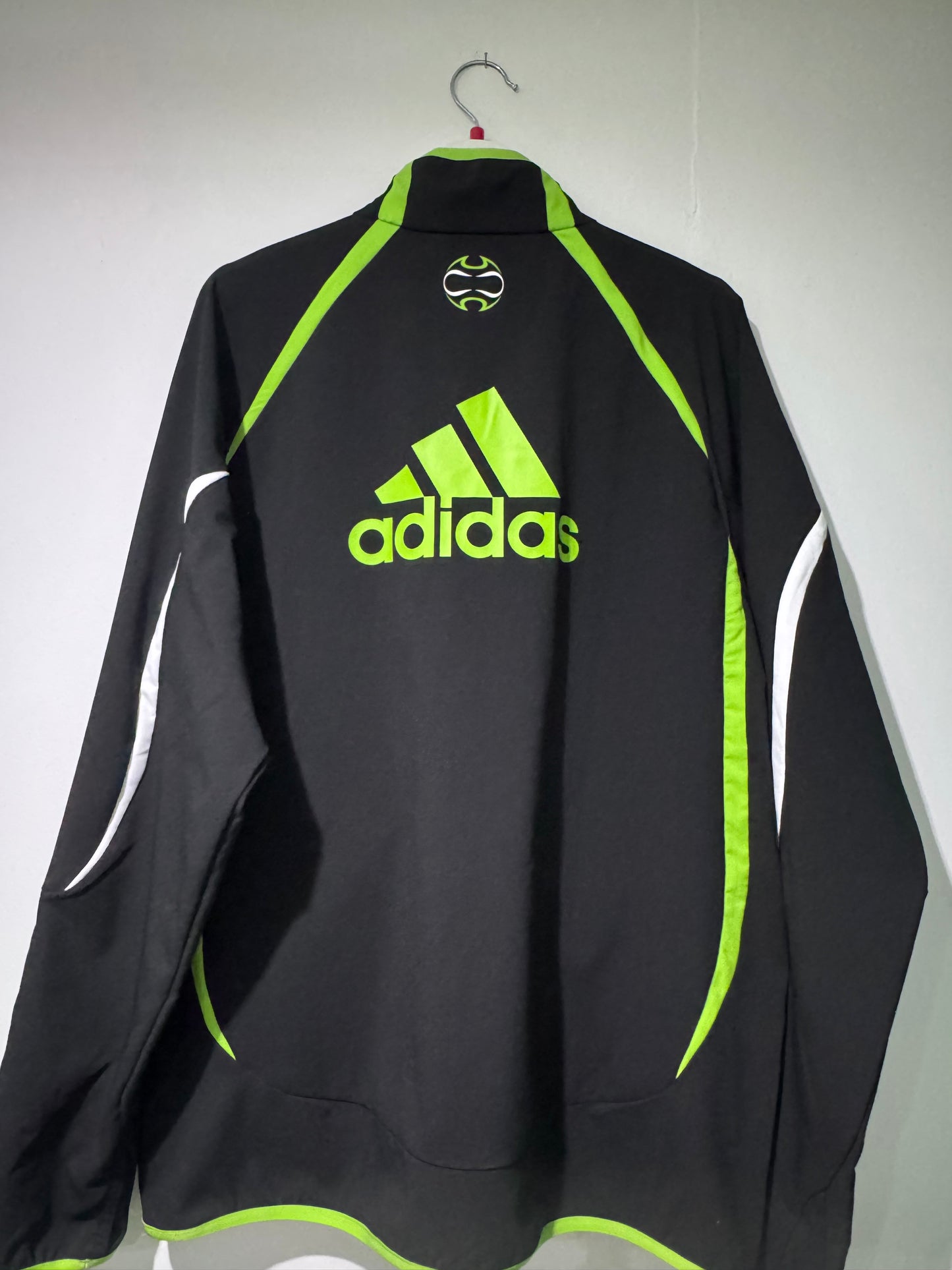 Celtic adidas teamgiest track zipper top large