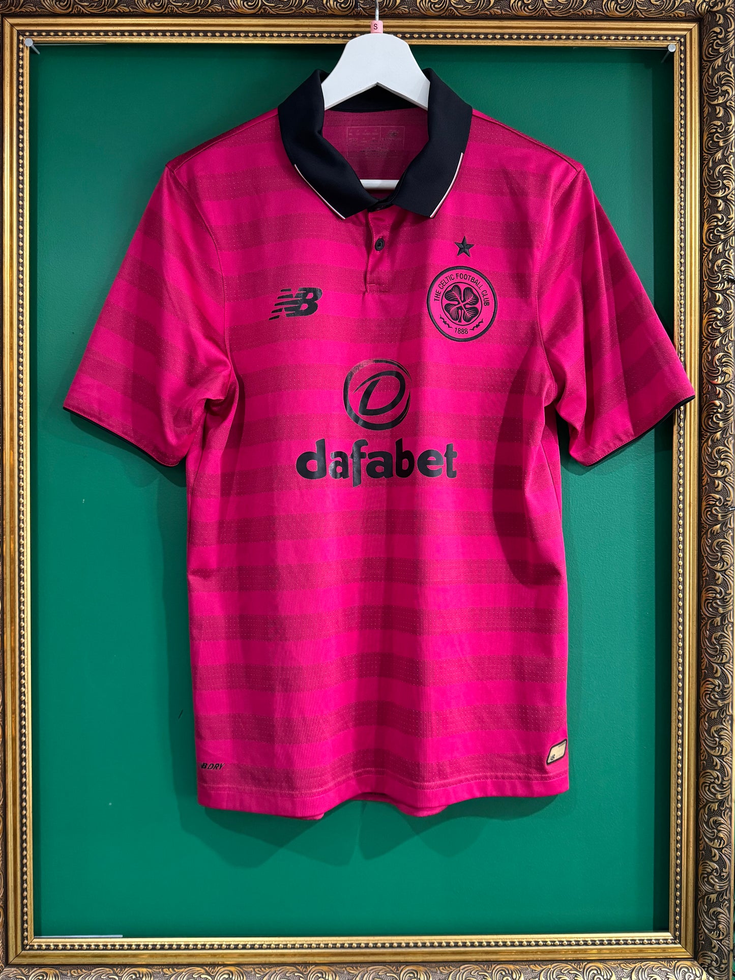 Celtic 2017/18 fourth shirt small