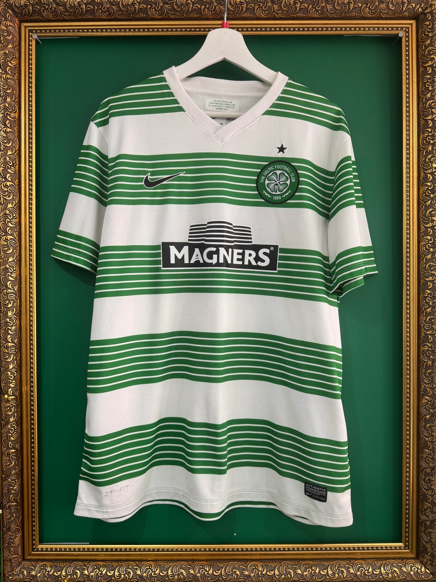 Celtic 2013/15 home shirt large Virgil 5