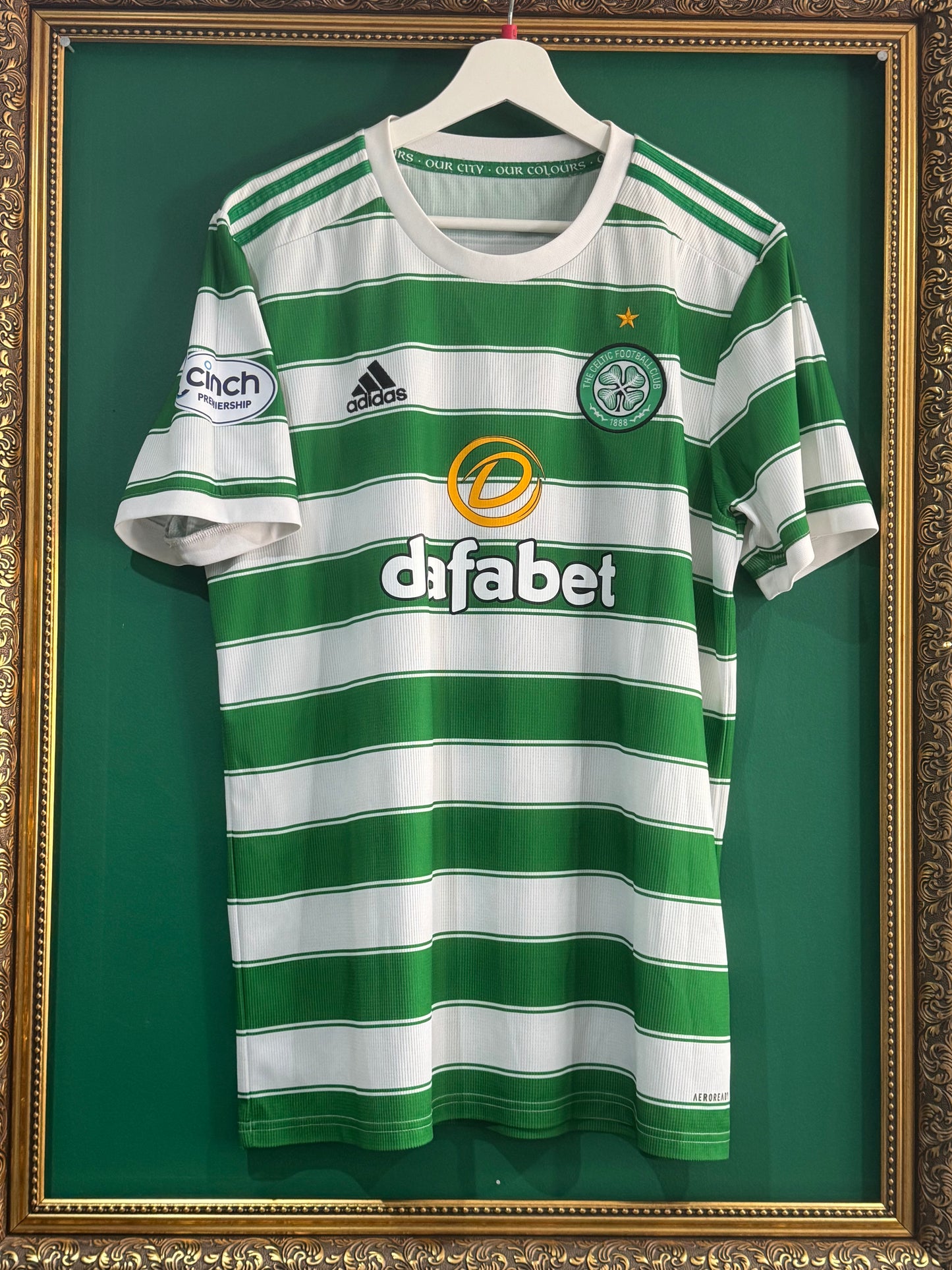 Celtic 2021/22 home shirt large Kyogo 8