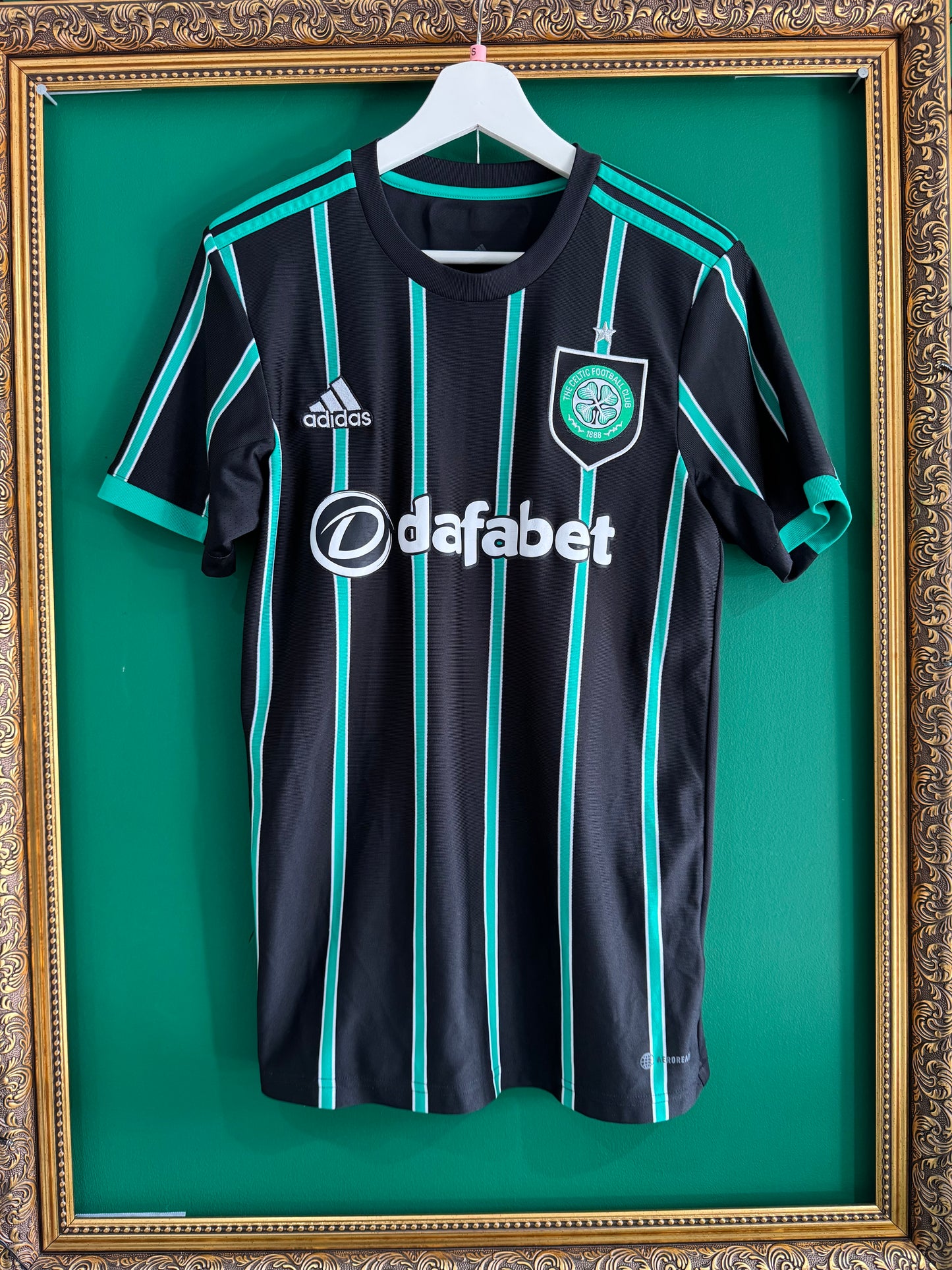 Celtic 2022/23 away small Kyogo 8