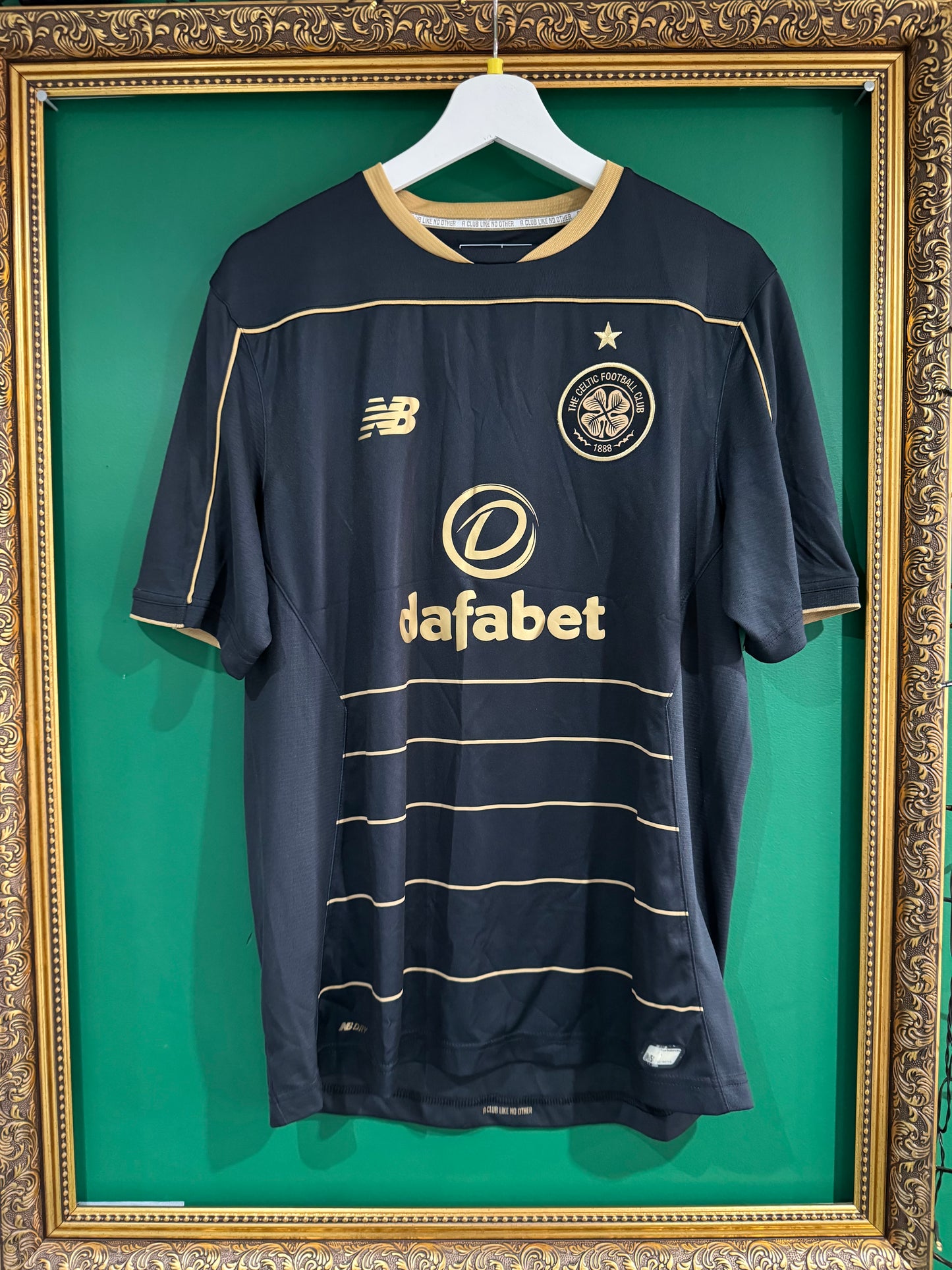 Celtic 2016/17 away shirt medium Fisher 41 player issue