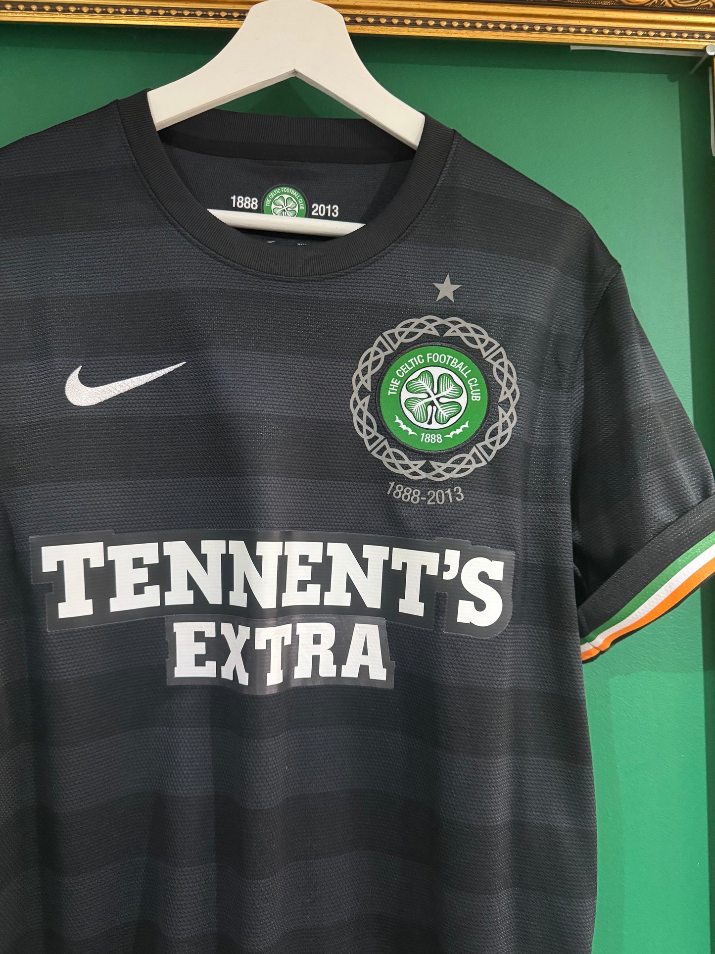 Celtic 2012/13 away shirt medium (Tennants extra)