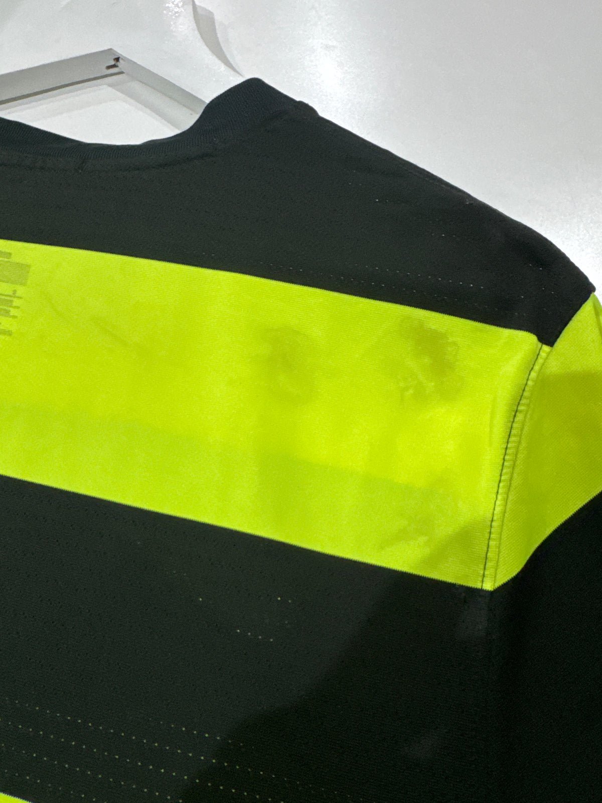 Celtic 2009/10 away ls unsponsored