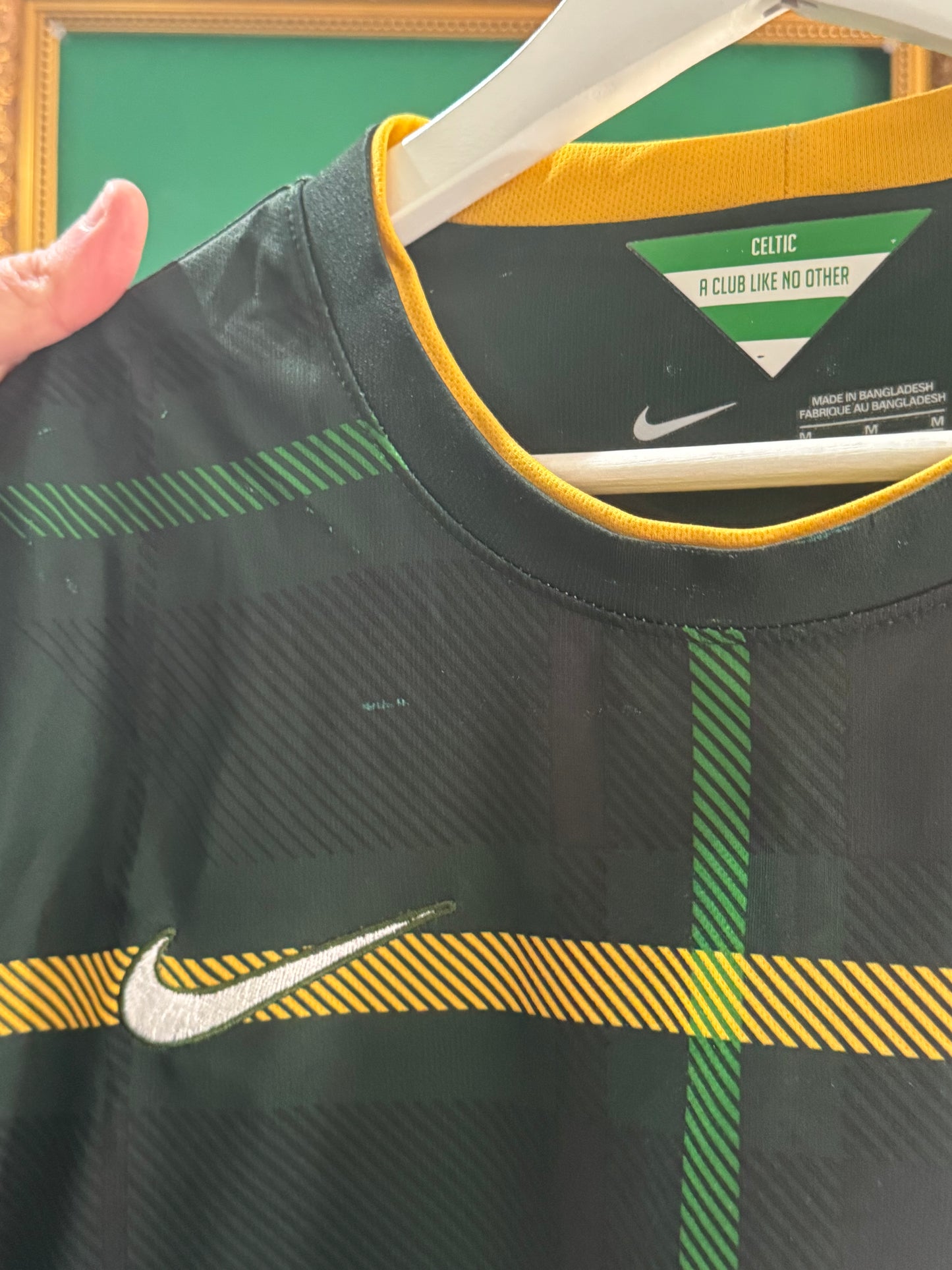 Celtic 2014/15 away shirt medium