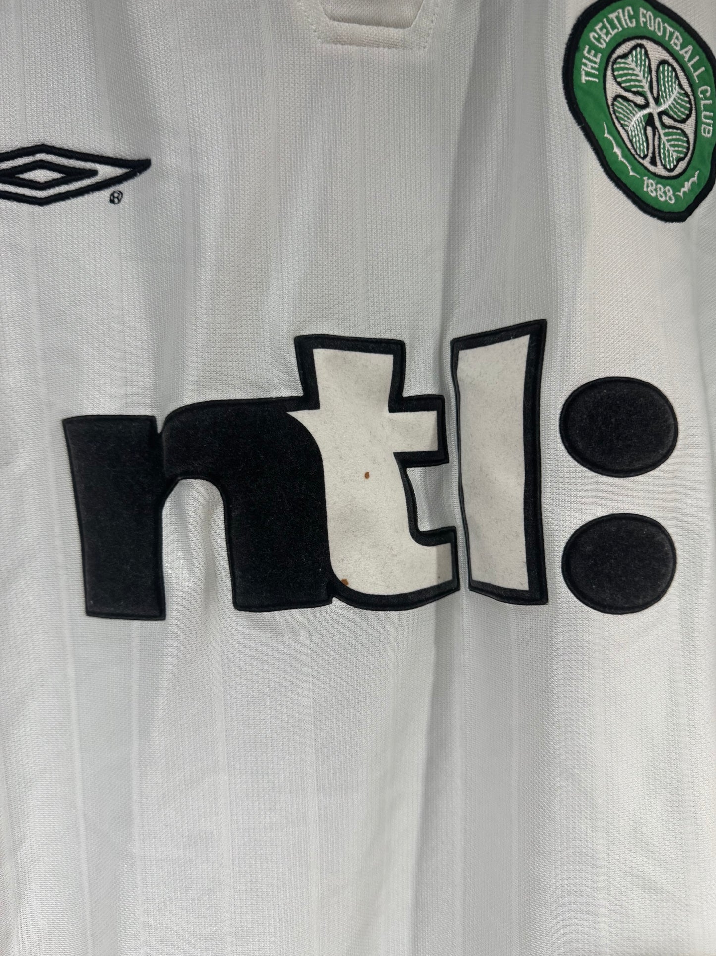 Celtic 2001/02 away shirt large