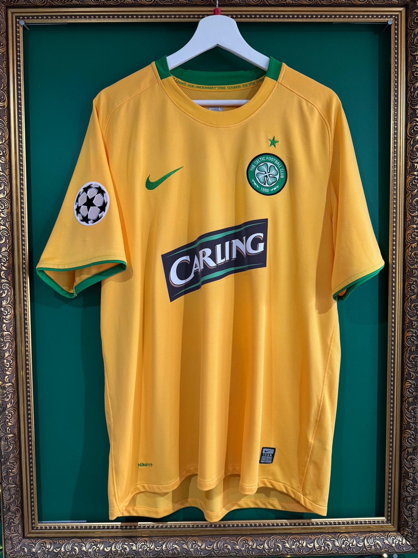 Celtic 2008/09 away shirt large Vennegoor of Hesselink 10