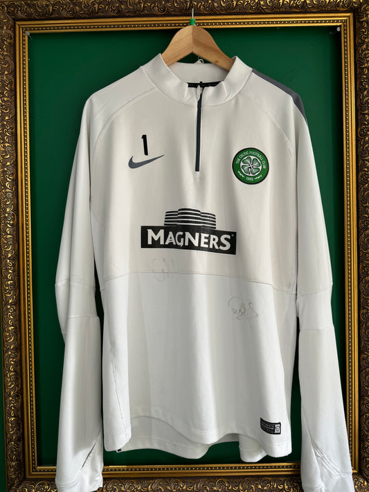 Player issue worn training zip top Craig Gordon 1