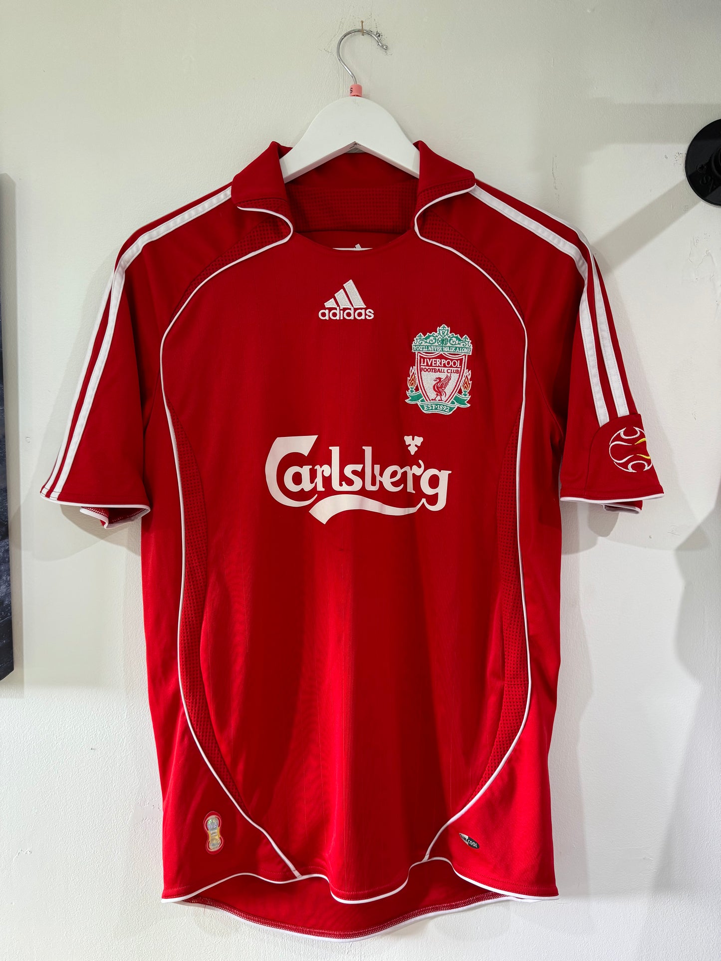 Liverpool 2006/08 home Alonso 14 small