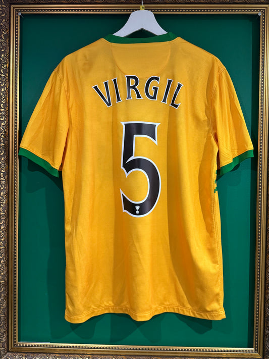 Celtic 2013/14 away shirt medium Virgil