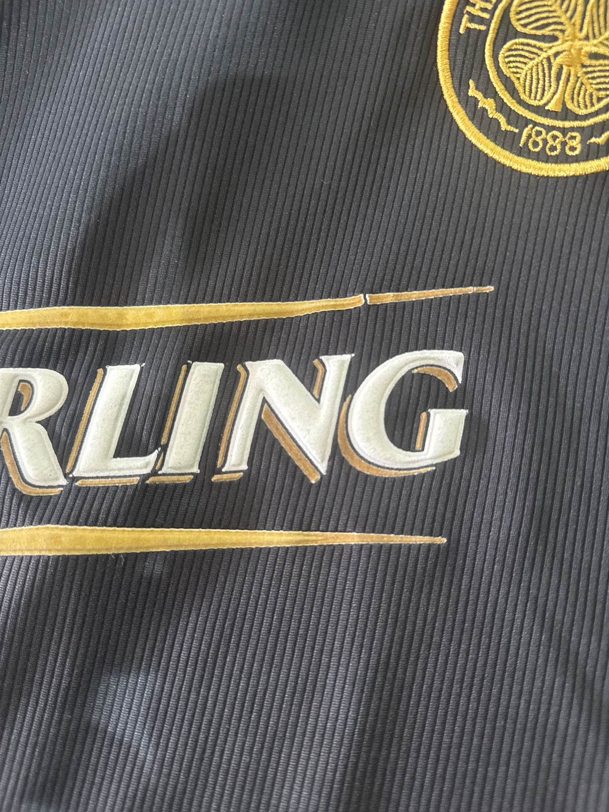 Celtic 2003/04 away shirt small