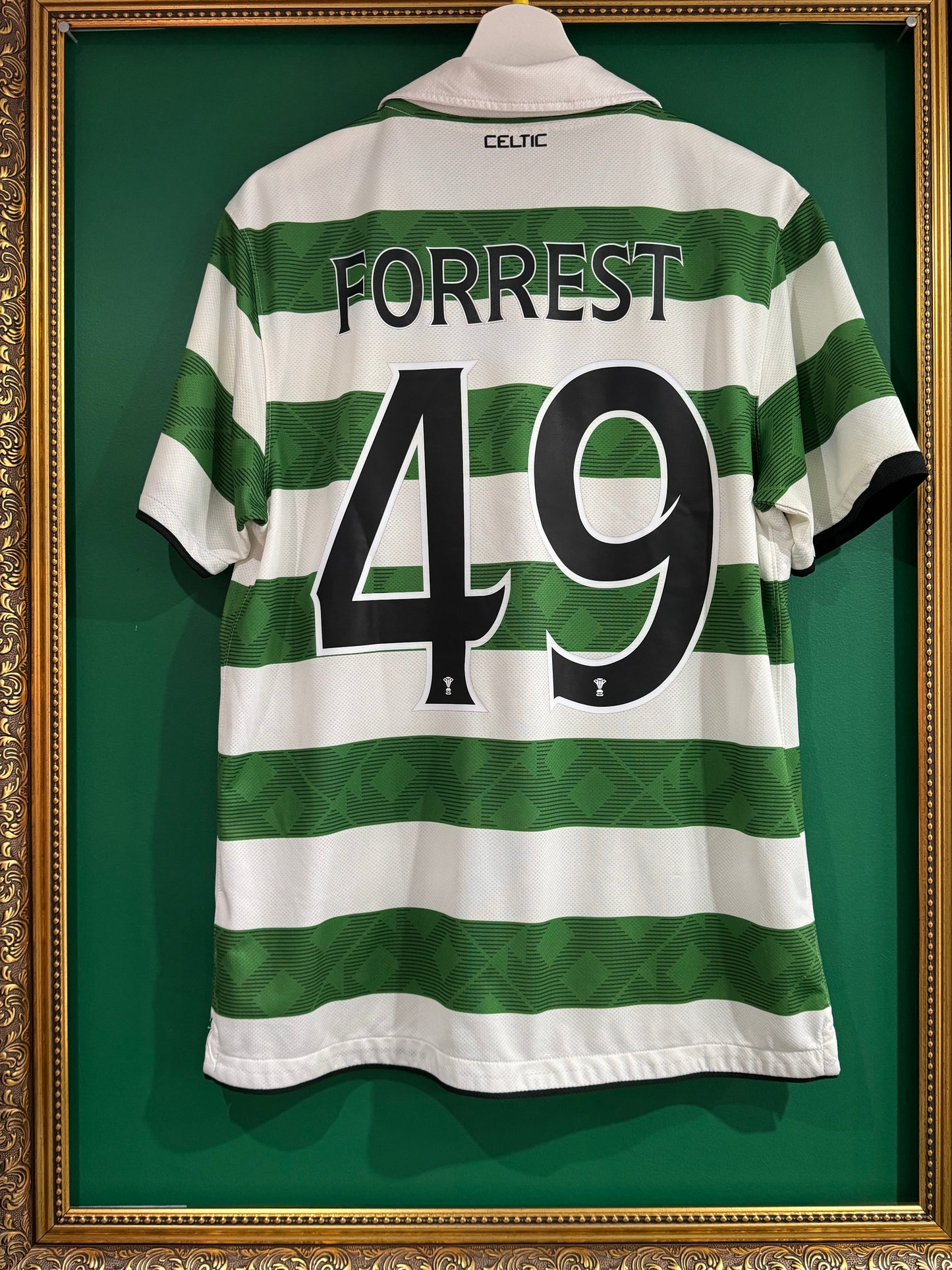 Celtic 2011/12 home shirt medium Forrest 49