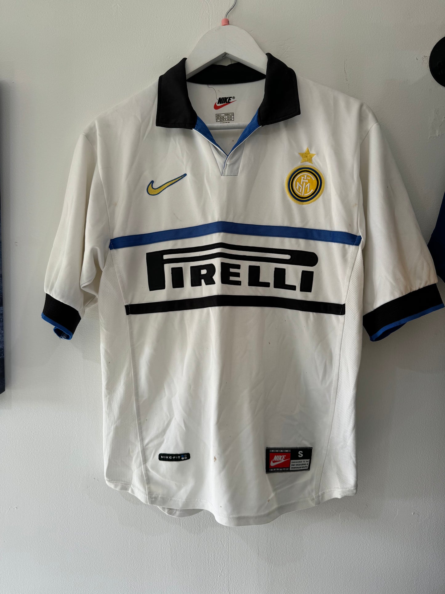 Inter Milan 1998/99 away small