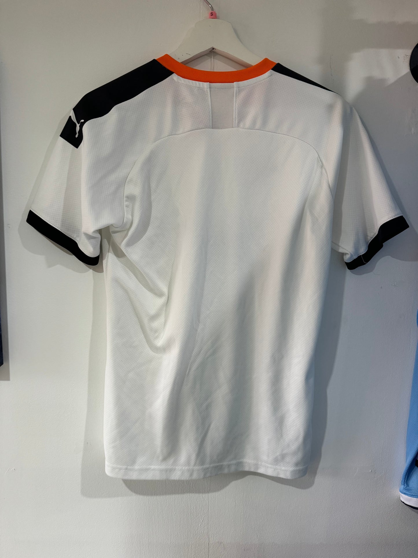 Valencia 2019/20 home small