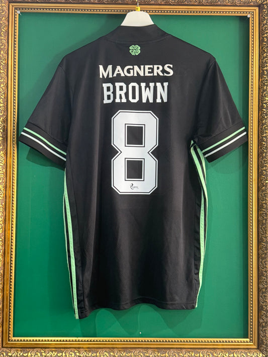 Celtic 2020/21 third shirt medium Brown 8