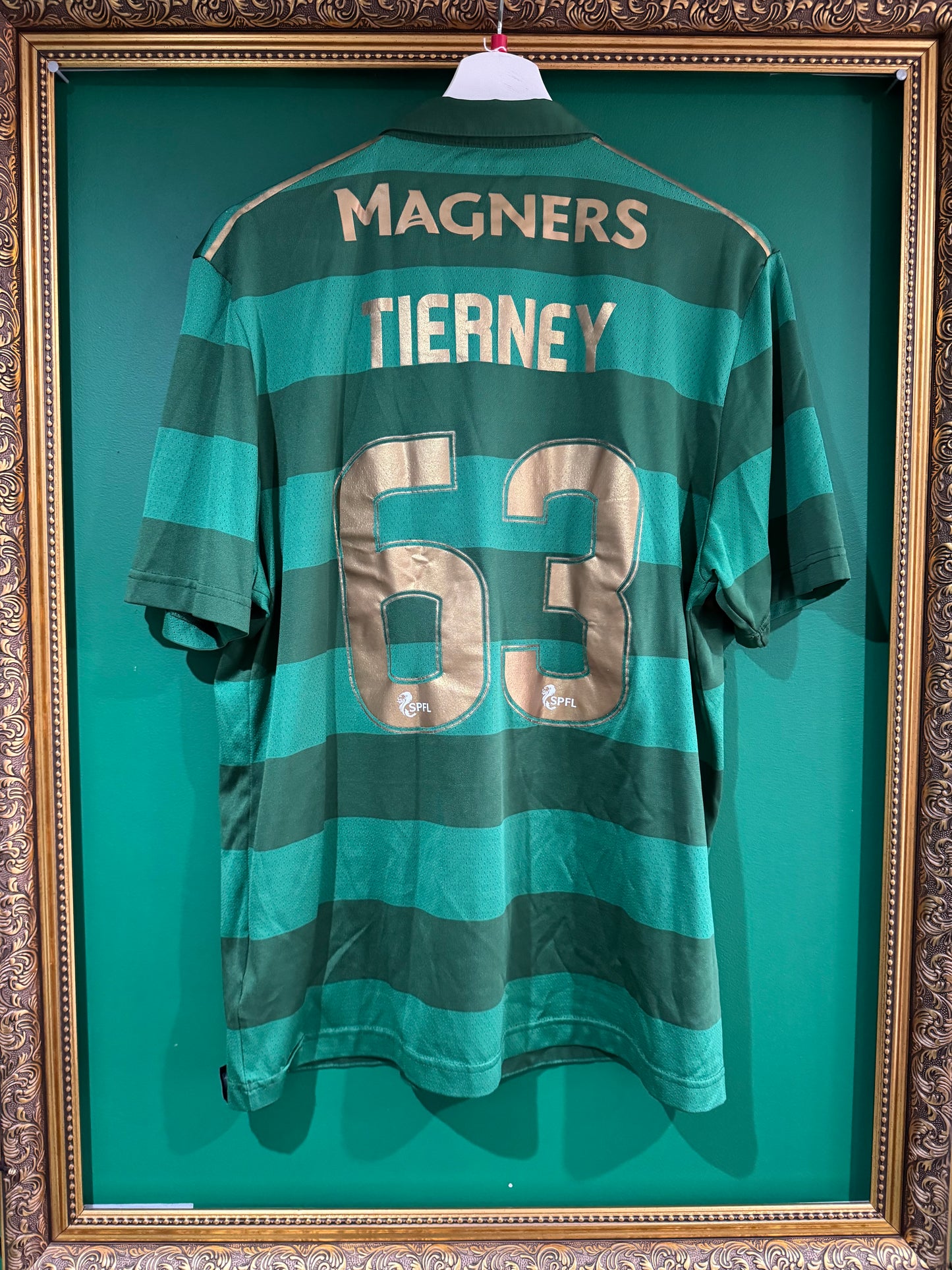 Celtic 2017/18 away shirt large Tierney 63