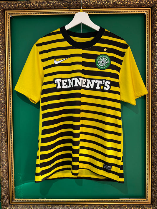 Celtic 2011/12 third medium