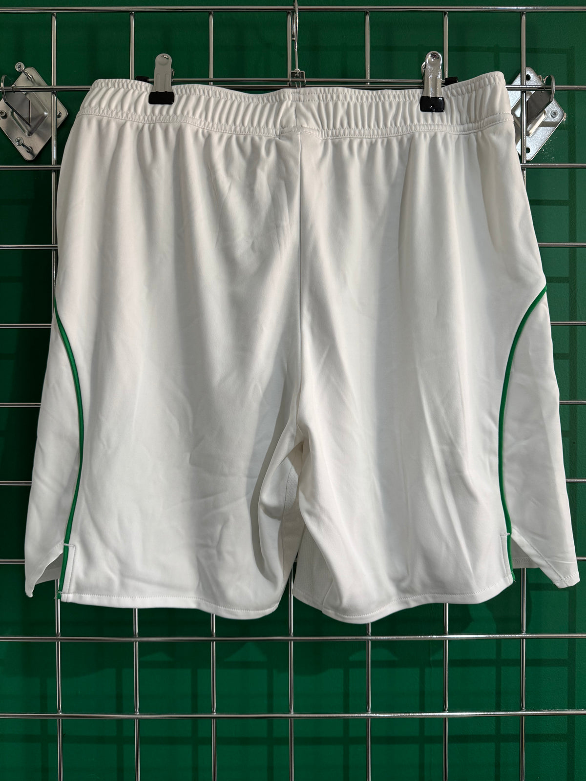 Celtic home match issue shorts large Engels 27