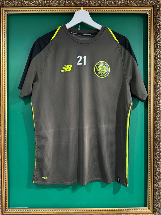 Oliver Ntcham worn training kit (top and shorts) medium