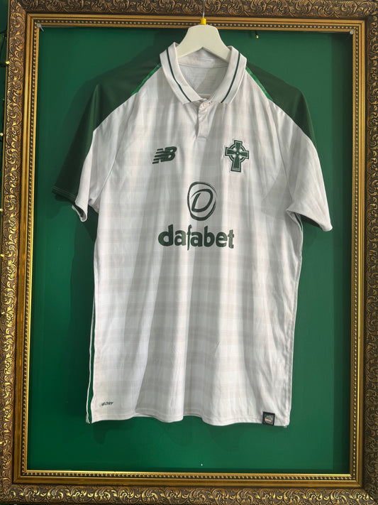 Celtic 2018/19 away shirt medium