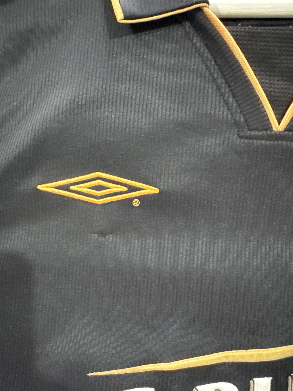 Celtic 2003/04 away shirt medium Larsson 7