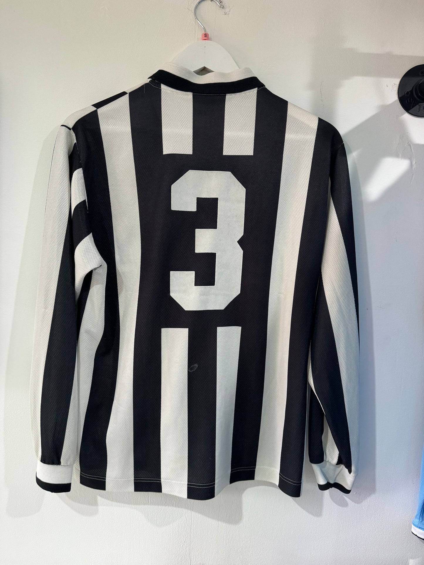 Juventus 1995/06 home small