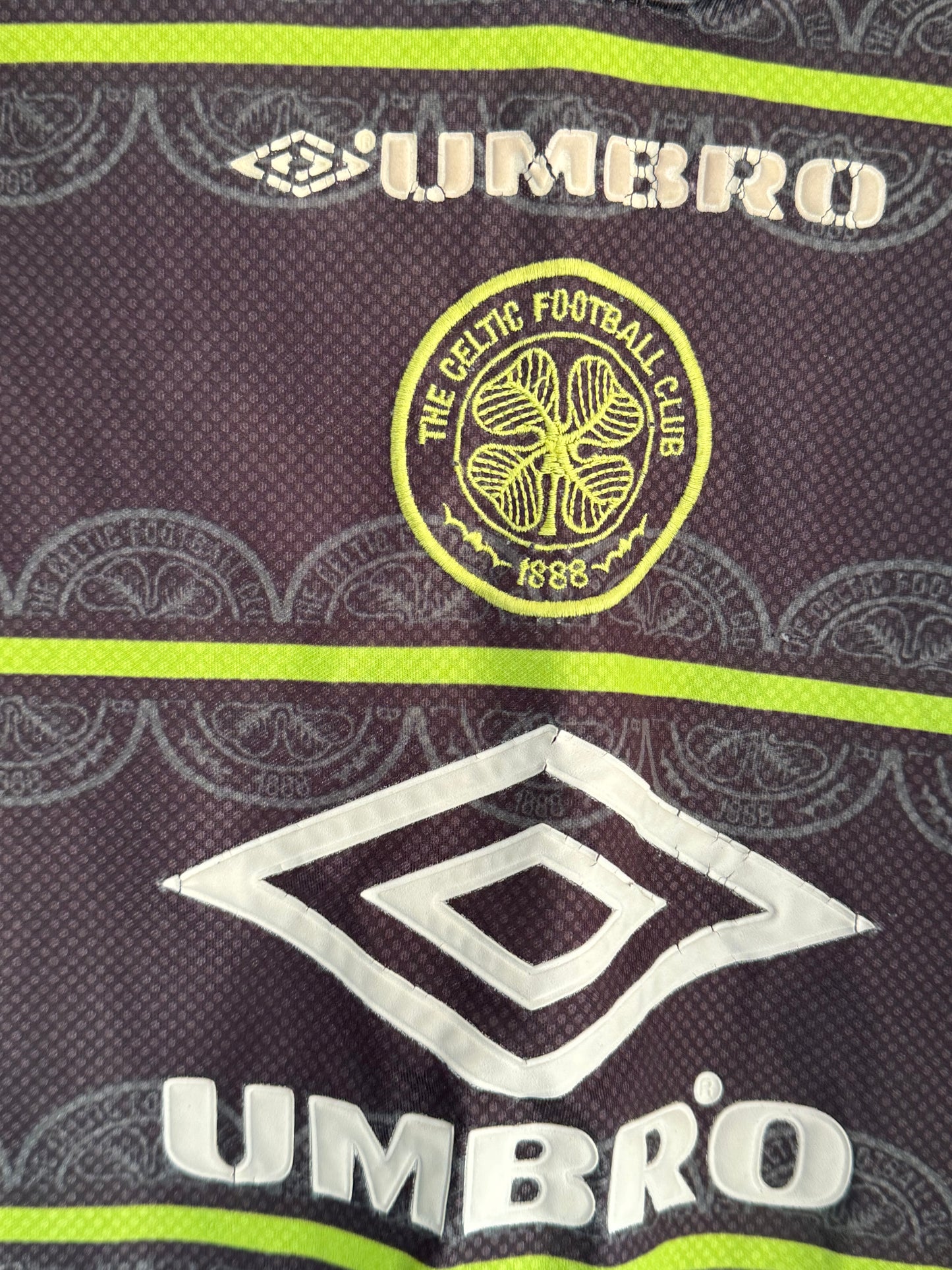 Celtic 1998/99 away medium