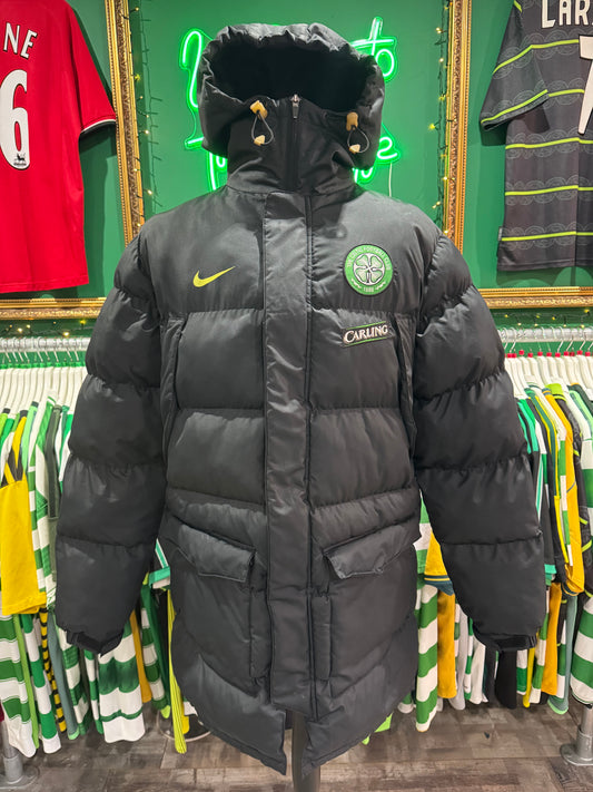Celtic padded puffer coach jacket large Nike