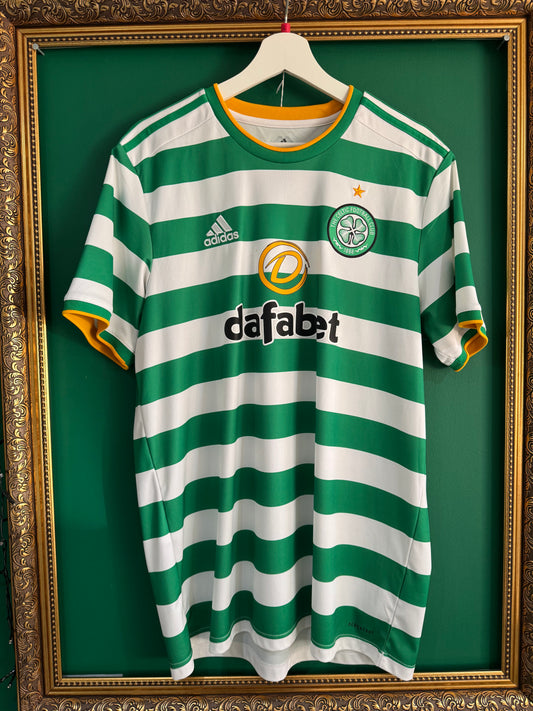 Celtic 2020/21 home shirt large