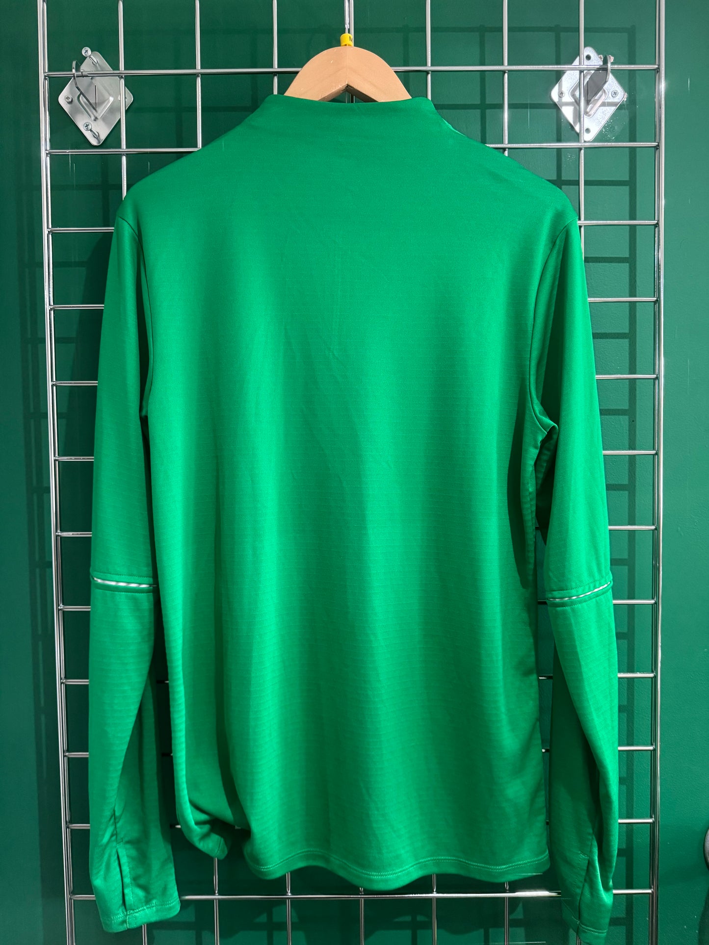 Emilio Izaguirre worn half zip training top
