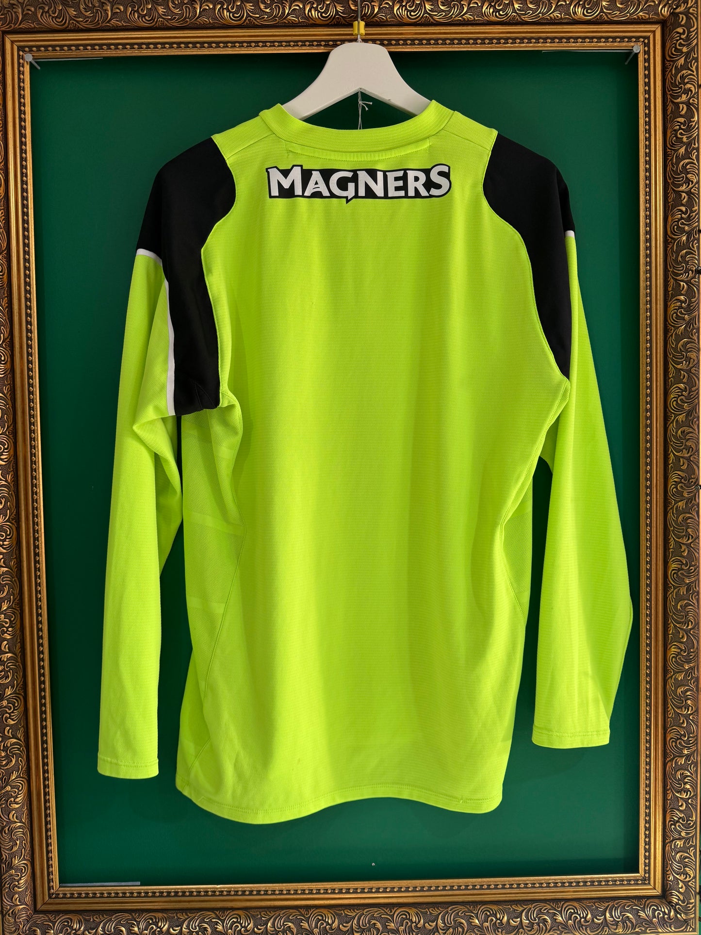 Celtic 2016/17 goalkeeper home shirt medium ls